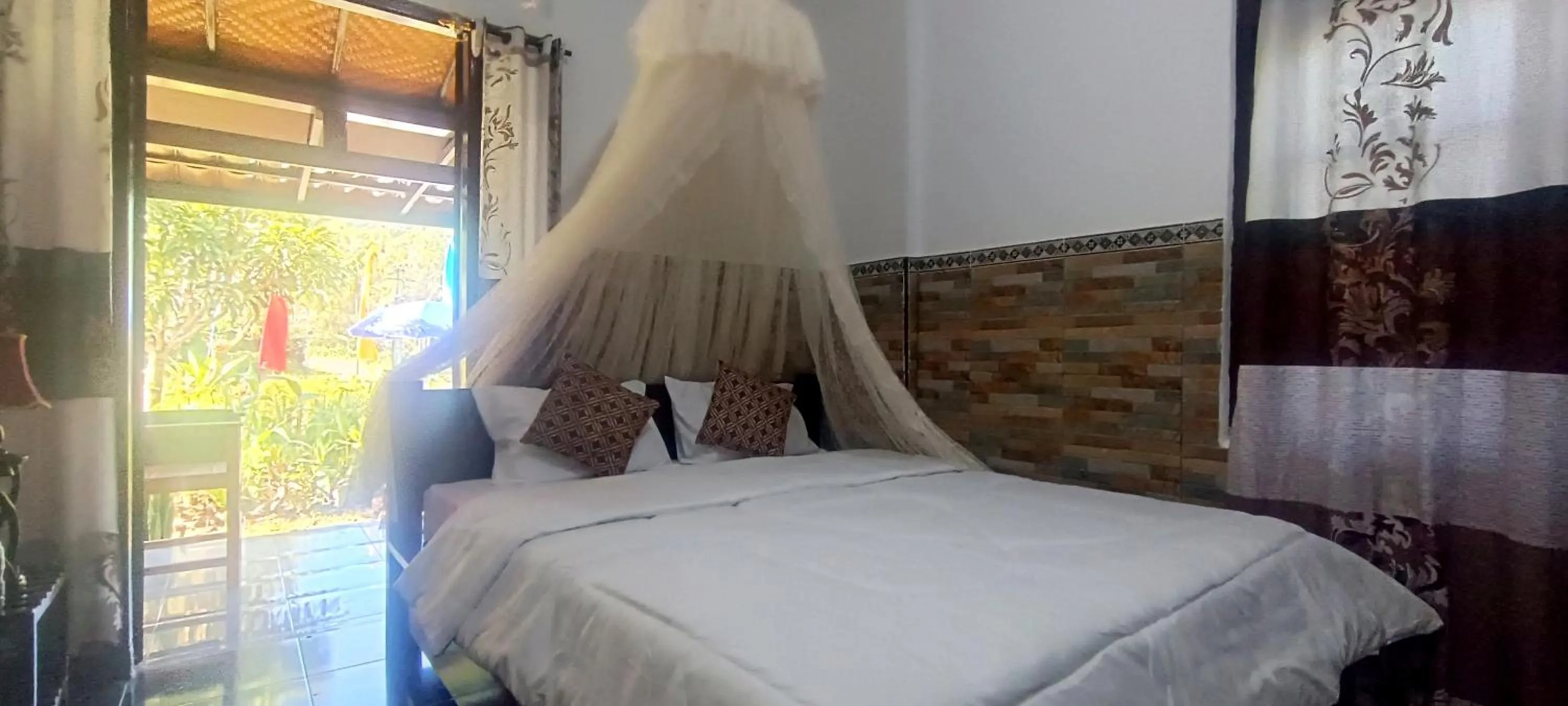 Queen Room in Gosela Bali