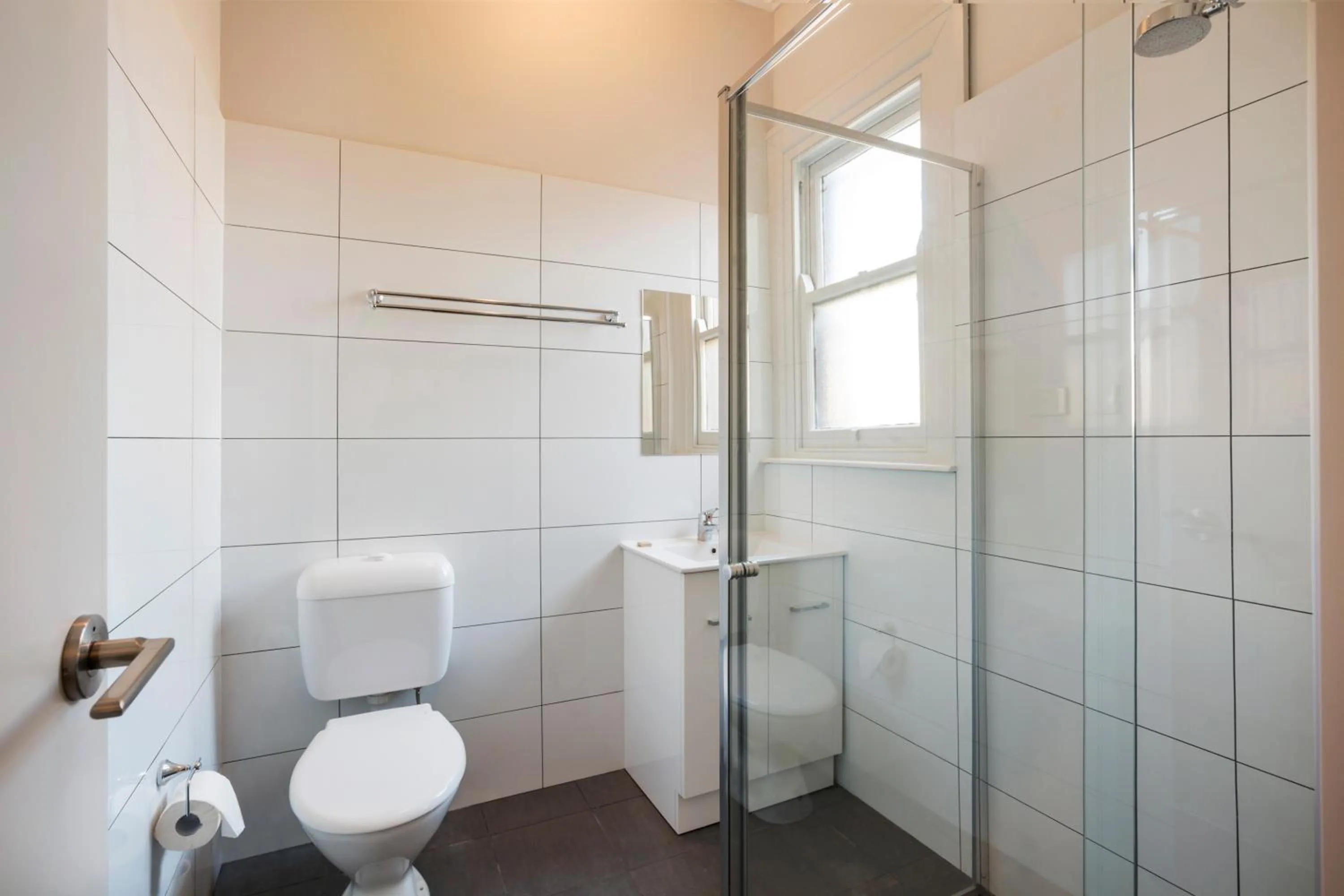 Bathroom in Granville Hotel