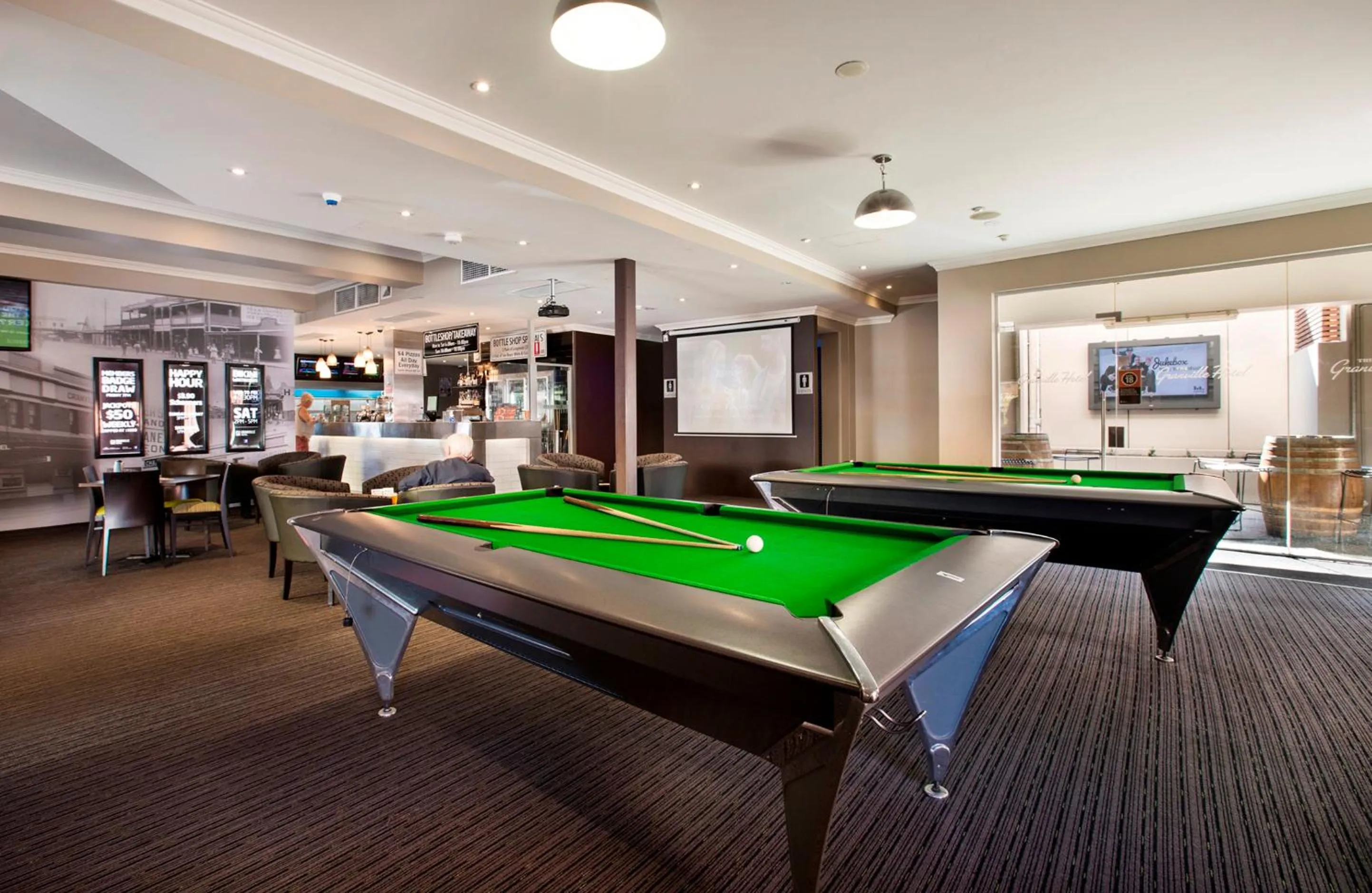 Billiard in Granville Hotel