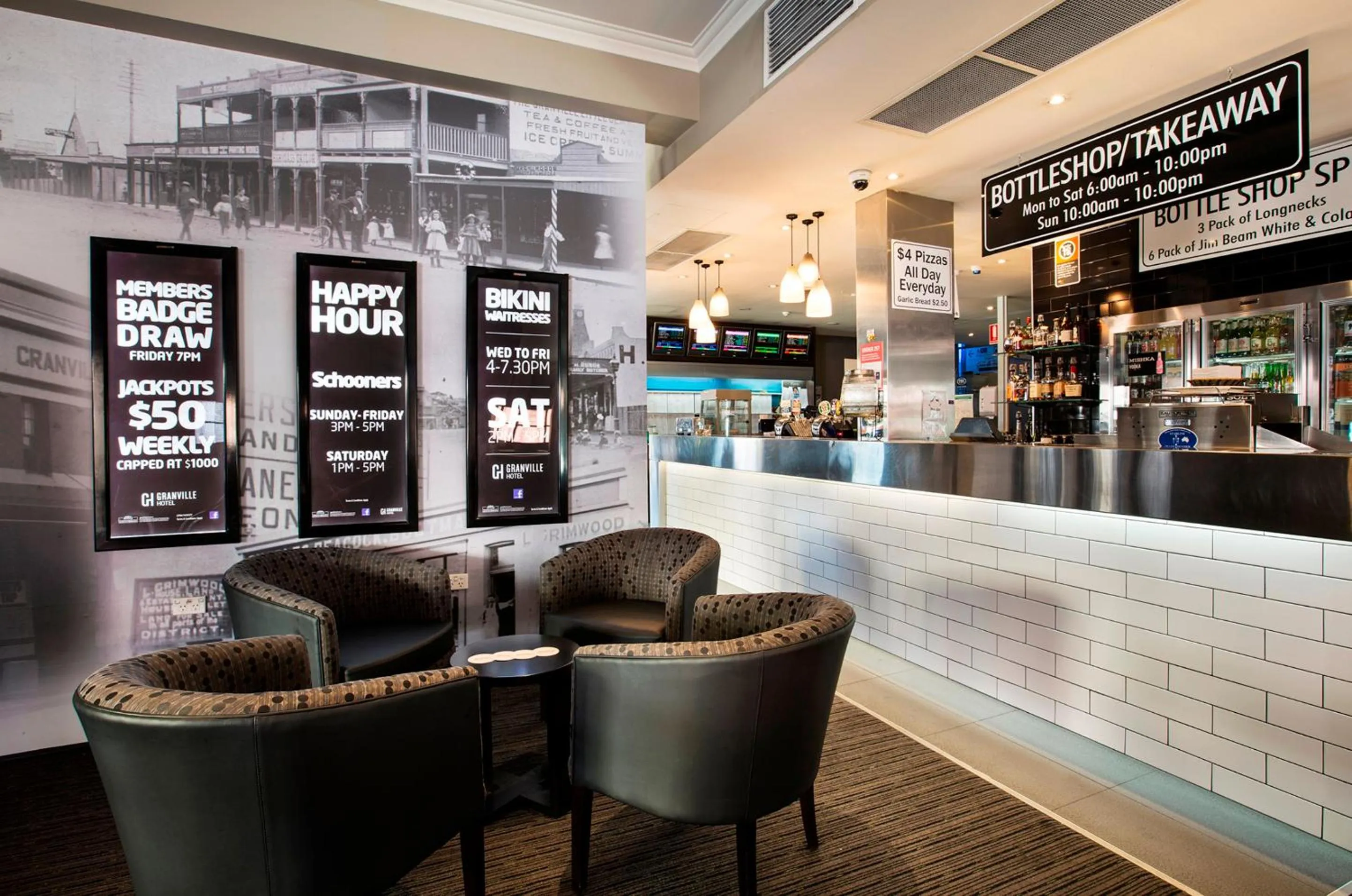 Lounge or bar in Granville Hotel