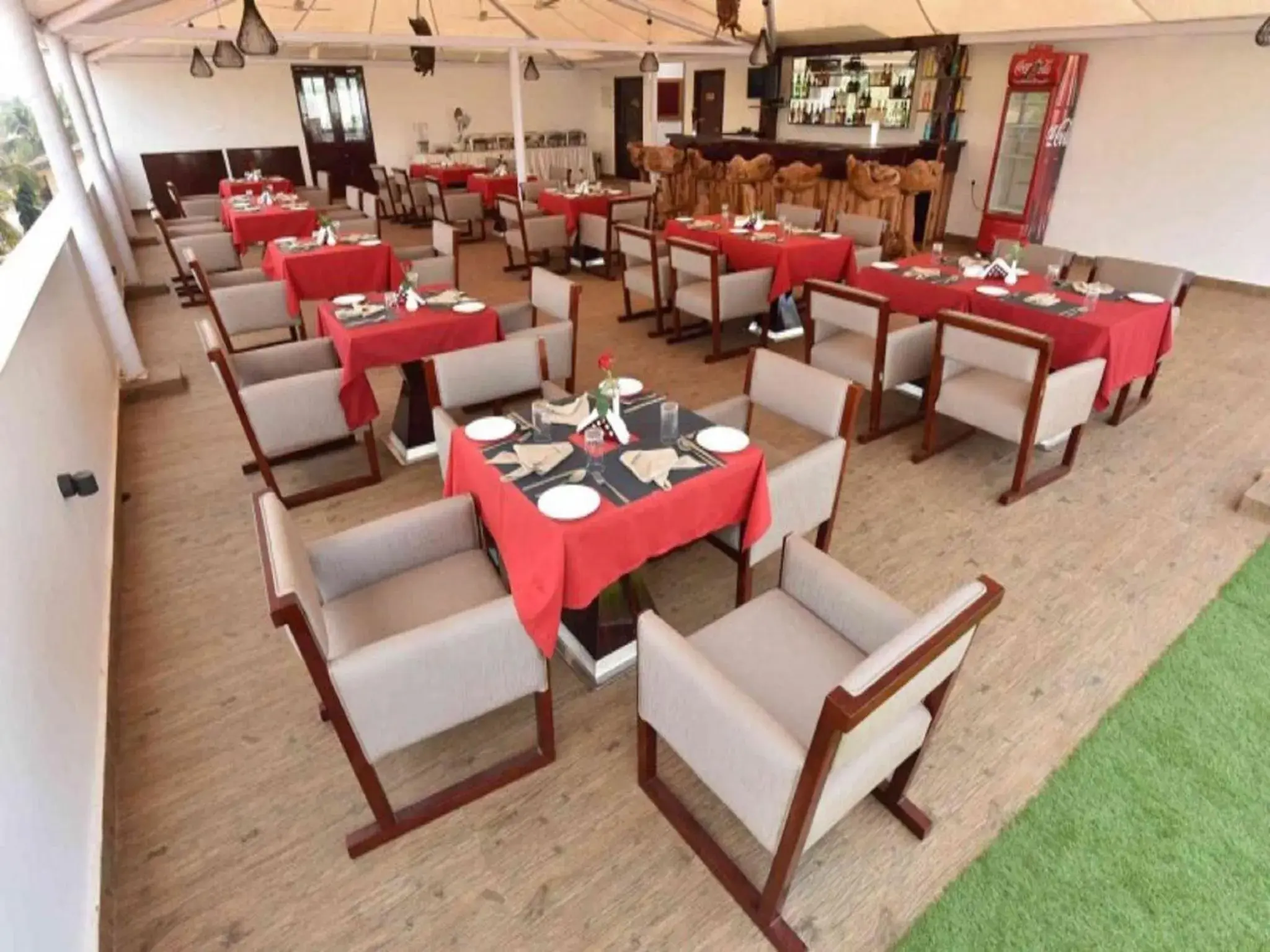 Restaurant/places to eat in Hotel Calangute Central Restaurant/places to eat in Hotel Calangute Central