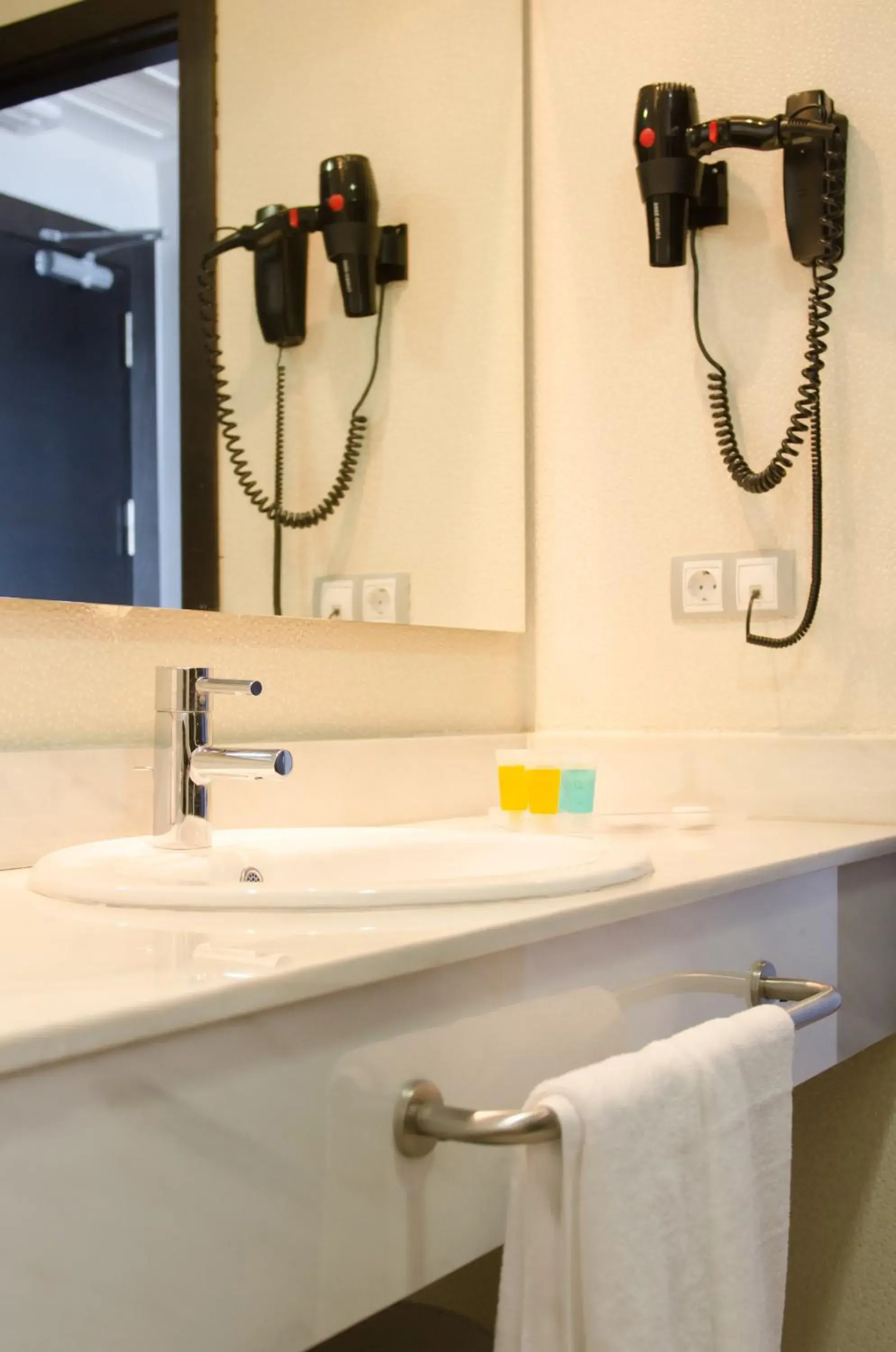 Single Room - single occupancy in Pato Amarillo Single Room - single occupancy in Pato Amarillo