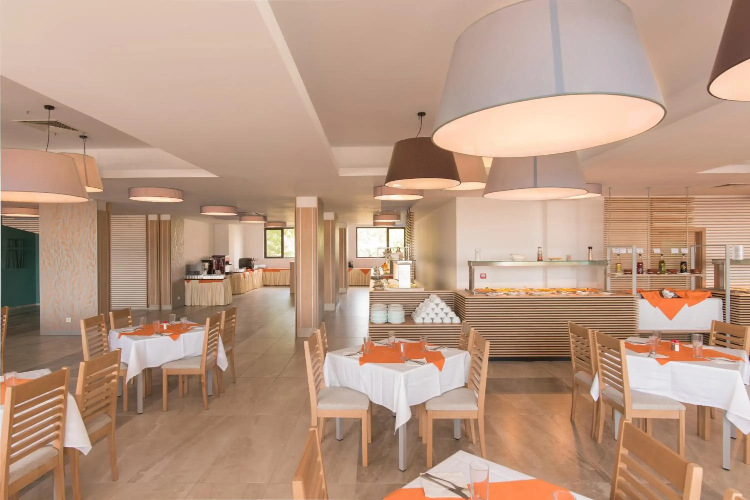Restaurant/places to eat in Hotel Pomorie Sun - All Inclusive Restaurant/places to eat in Hotel Pomorie Sun - All Inclusive