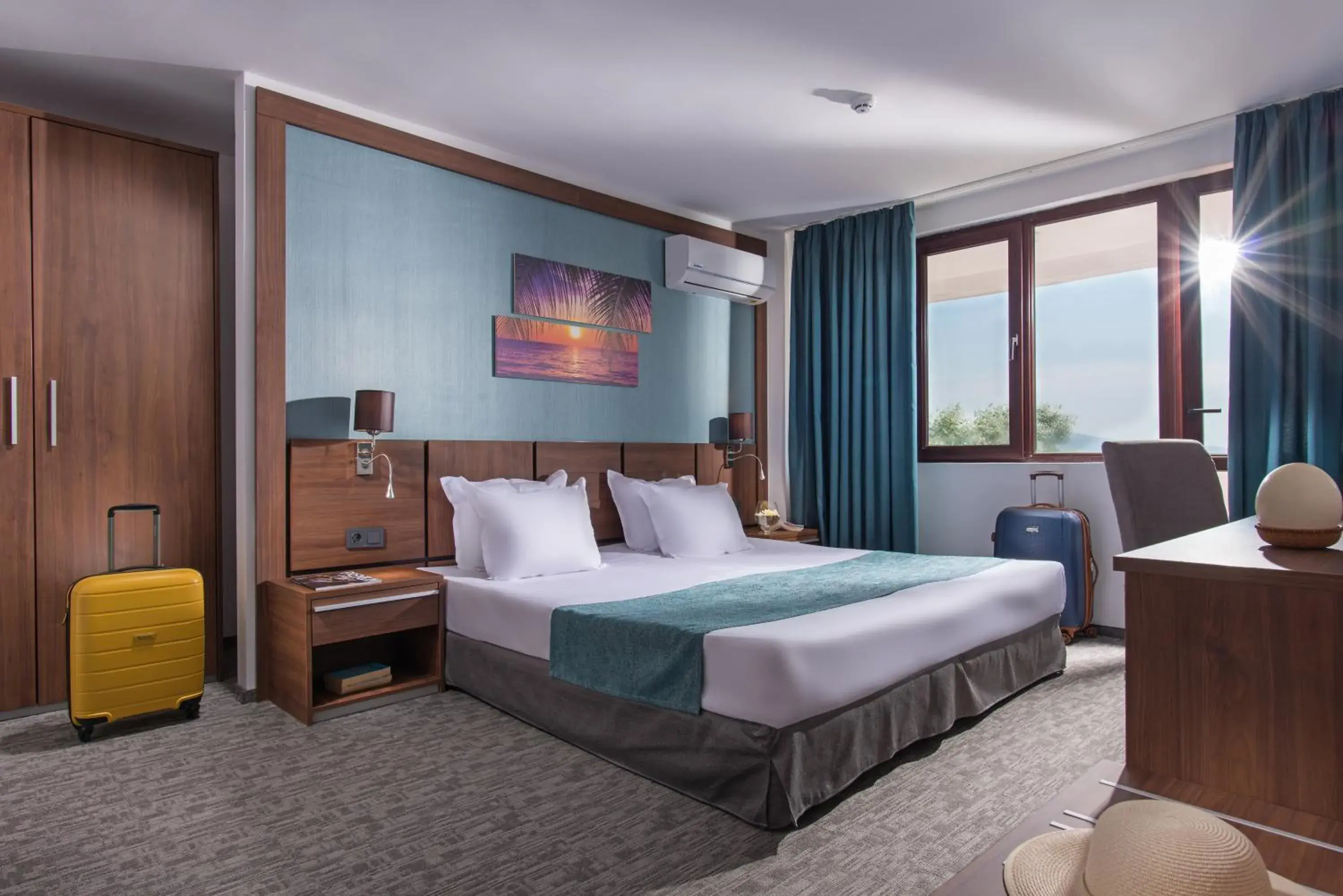 View (from property/room), Bed in Hotel Pomorie Sun - All Inclusive View (from property/room), Bed in Hotel Pomorie Sun - All Inclusive