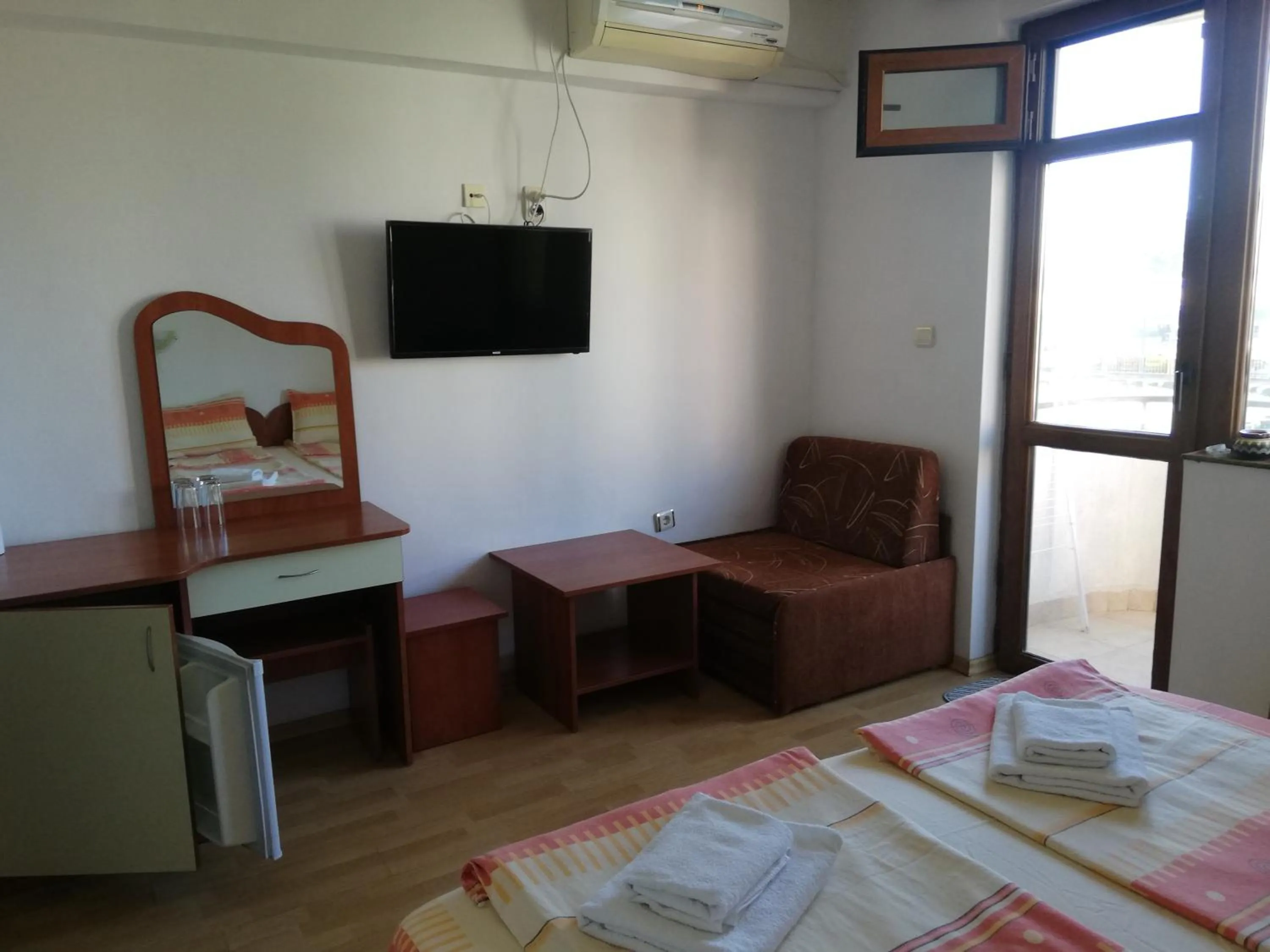 TV and multimedia, Bed in Hotel Strinava