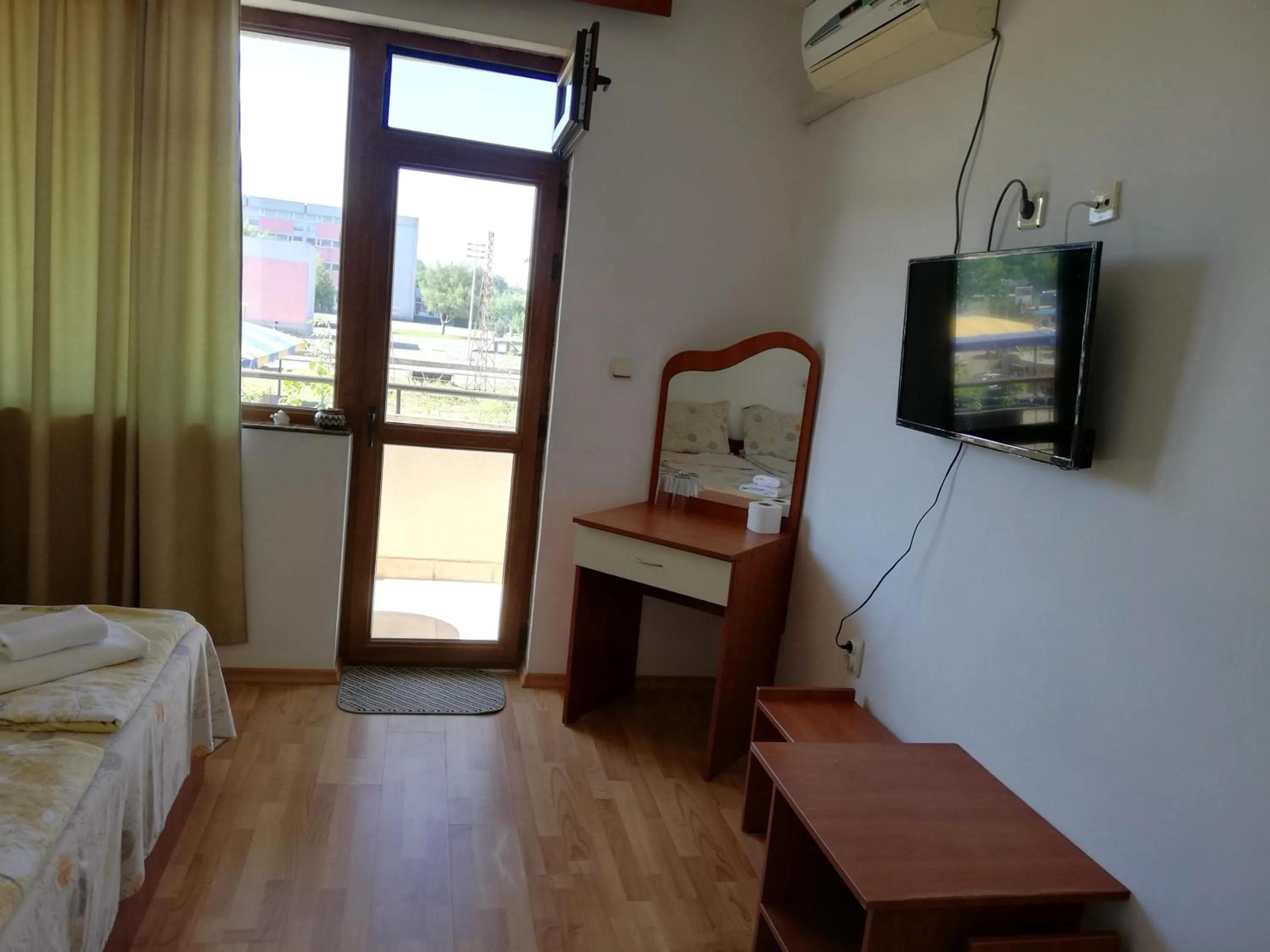 Bedroom, Bed in Hotel Strinava