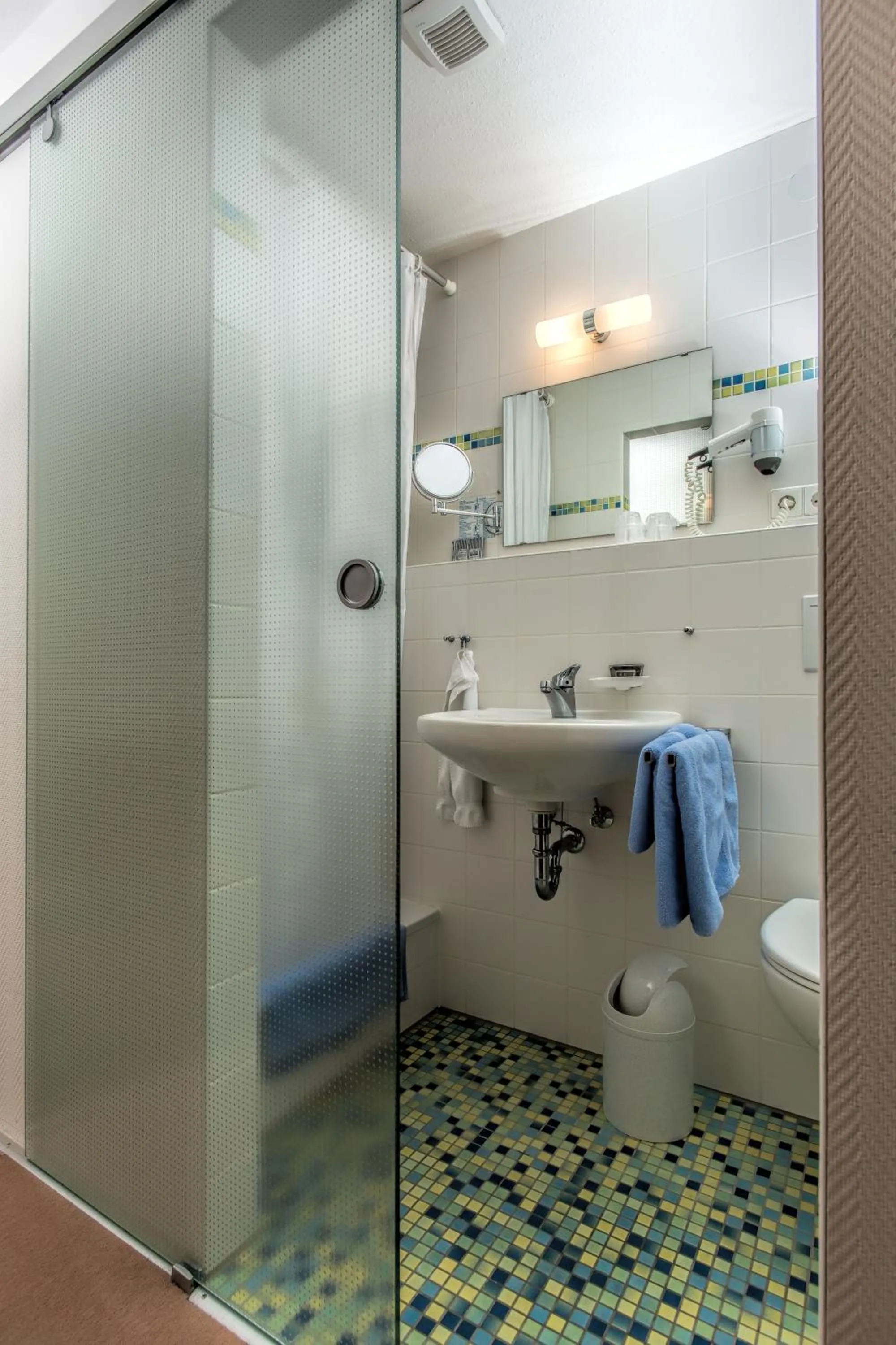 Bathroom in Hotel Pension Café Hasler