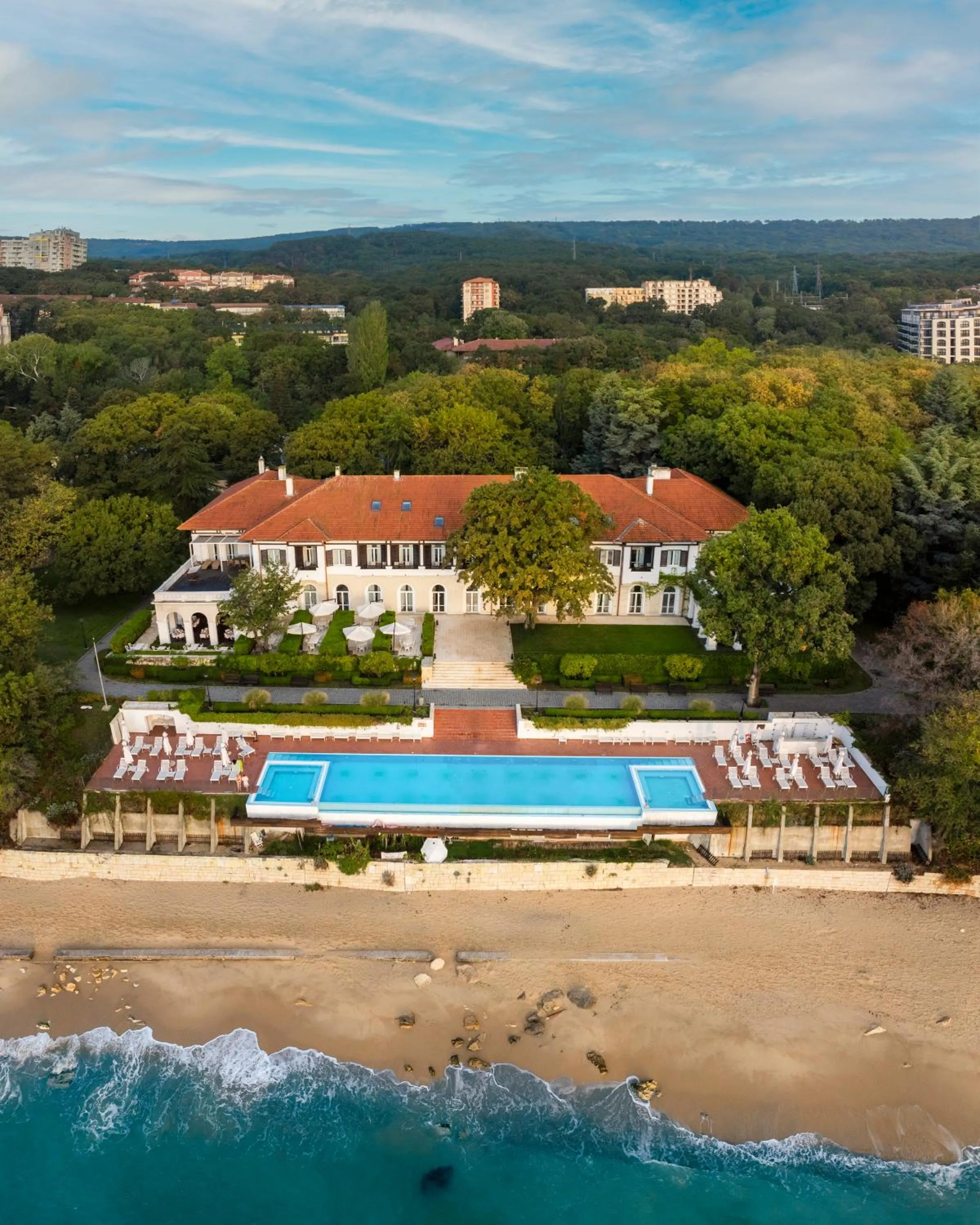 HVD Boutique Hotel Oasis - Private Beach & Free Parking