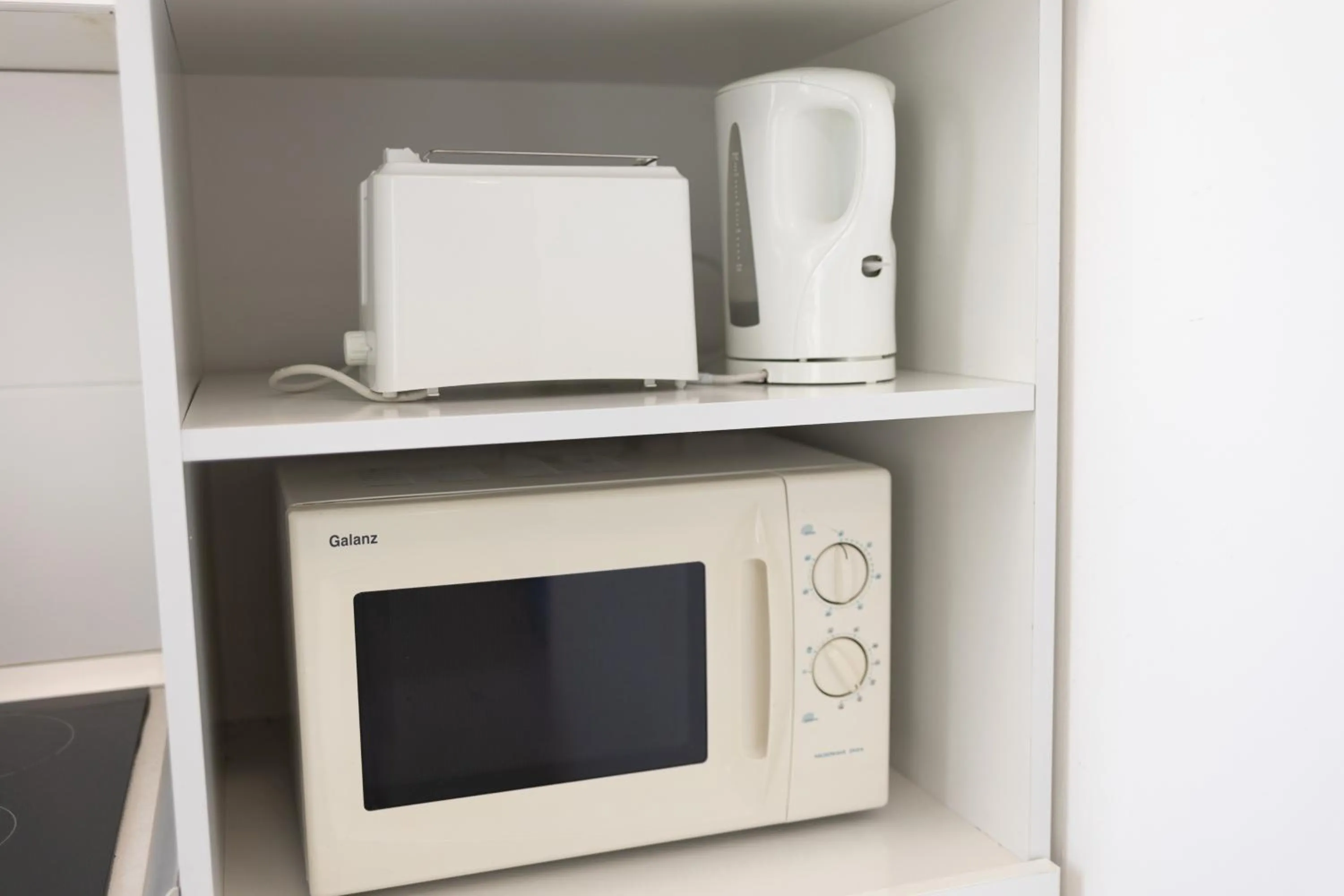 Coffee/tea facilities in Metropole Apartments - Old City