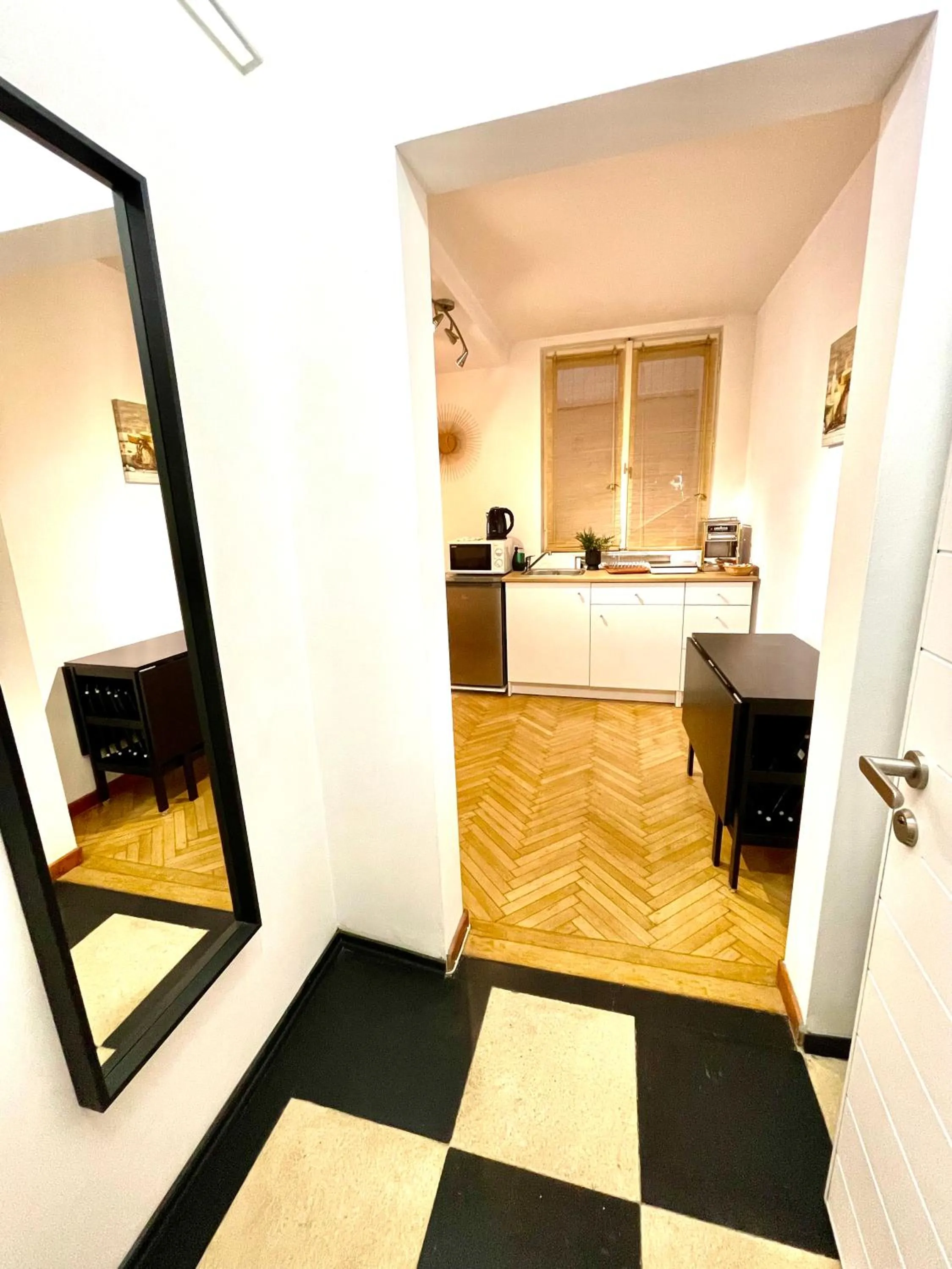 Facade/entrance in Metropole Apartments - Old City