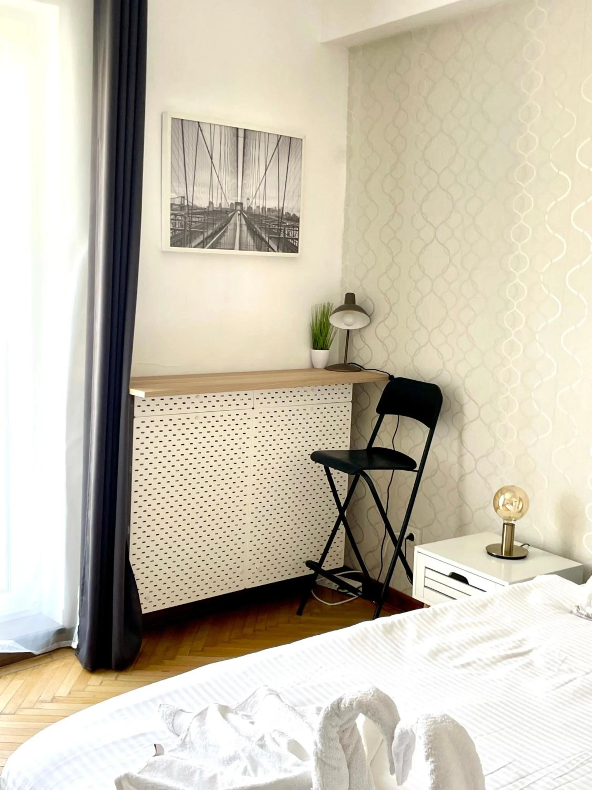 Decorative detail, Bed in Metropole Apartments - Old City