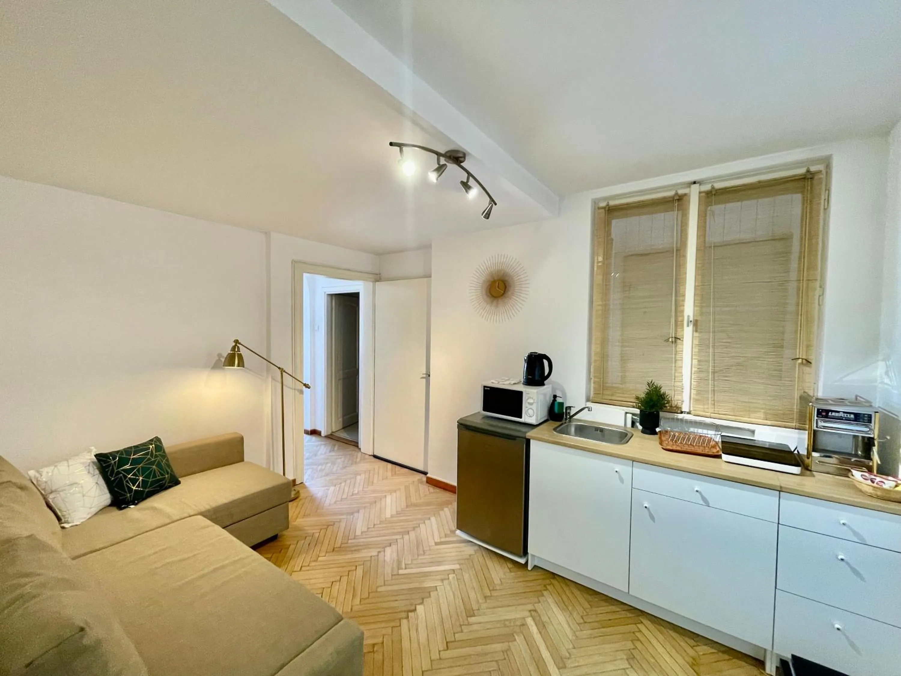 Living room in Metropole Apartments - Old City