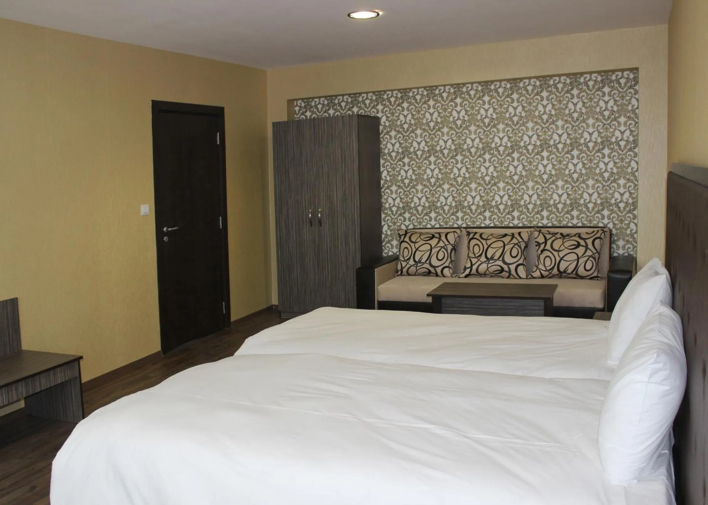 Bedroom, Bed in Family Hotel Silistra