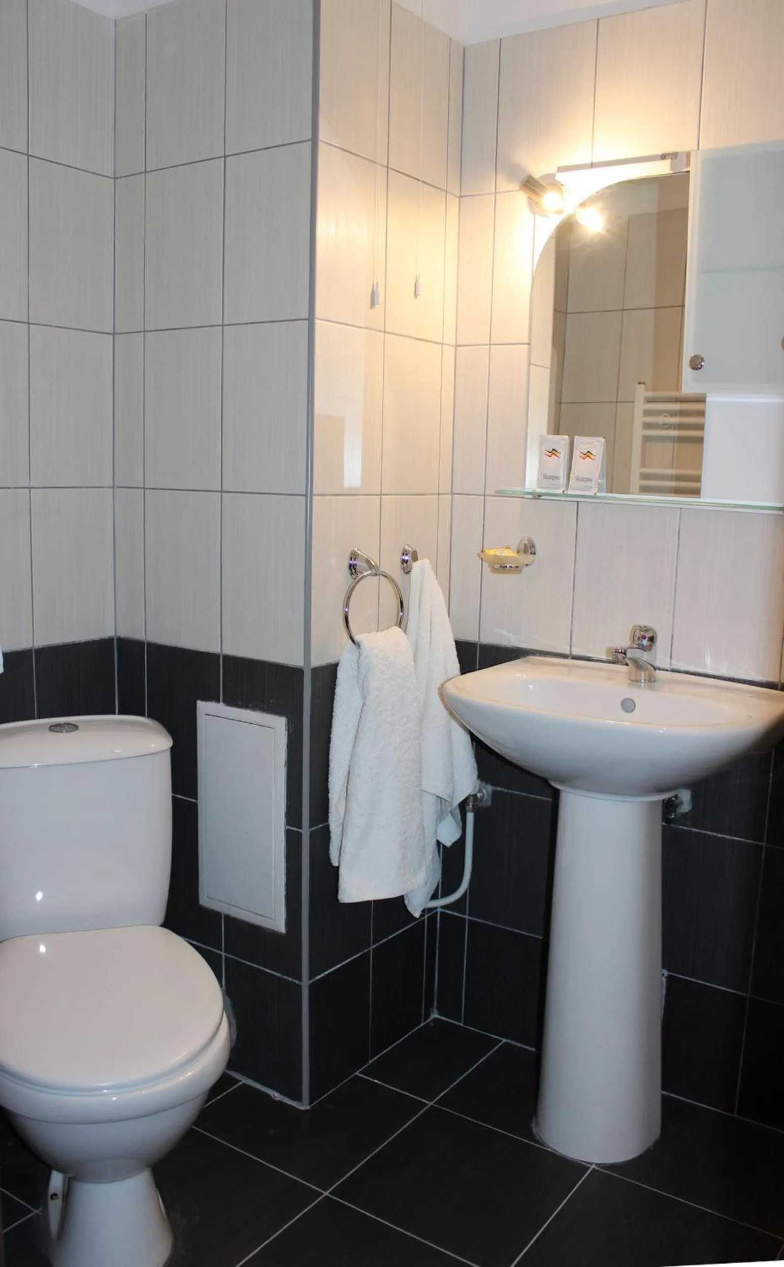 Bathroom in Family Hotel Silistra