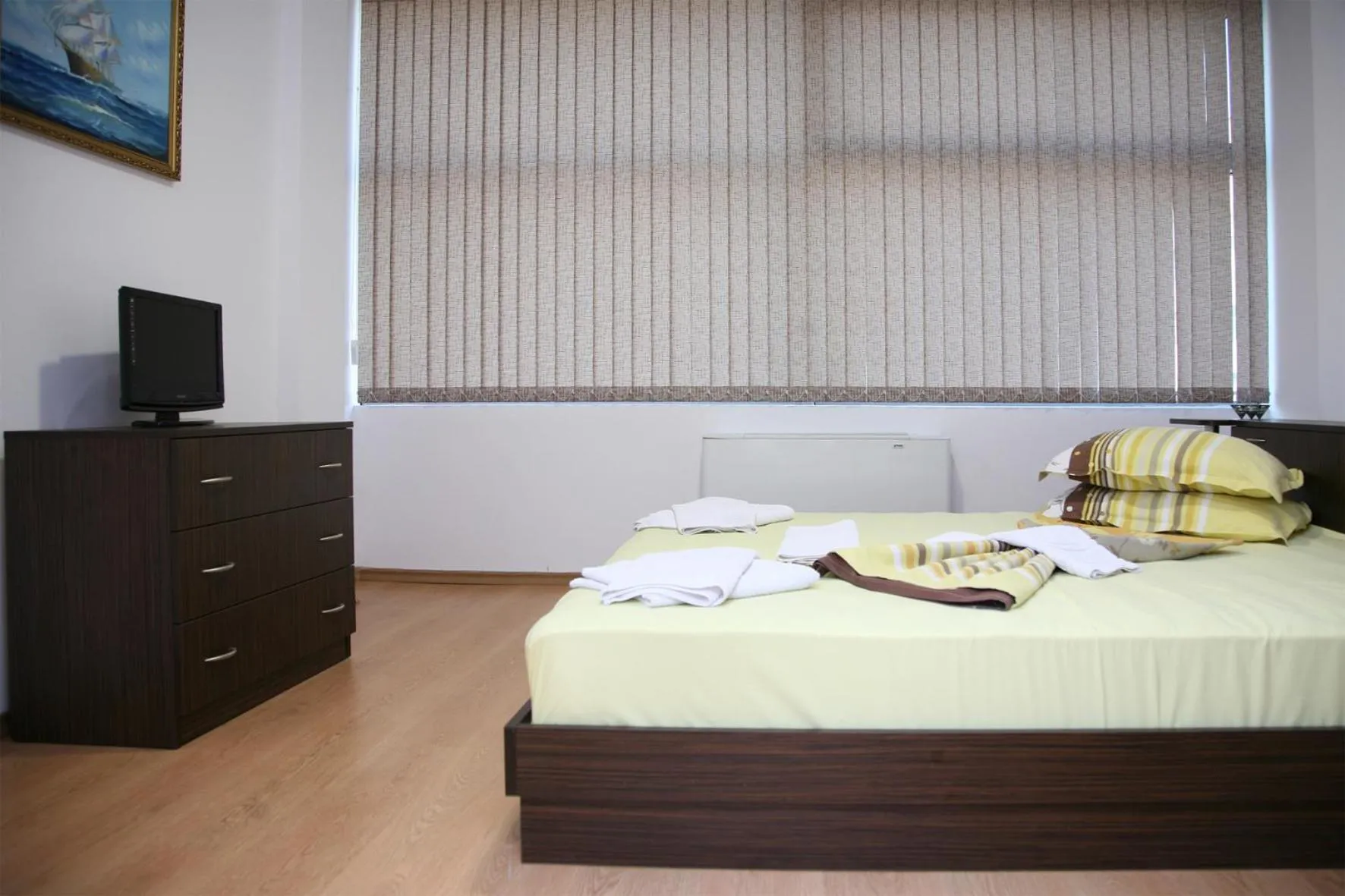 Bedroom, Bed in Family Hotel Silistra
