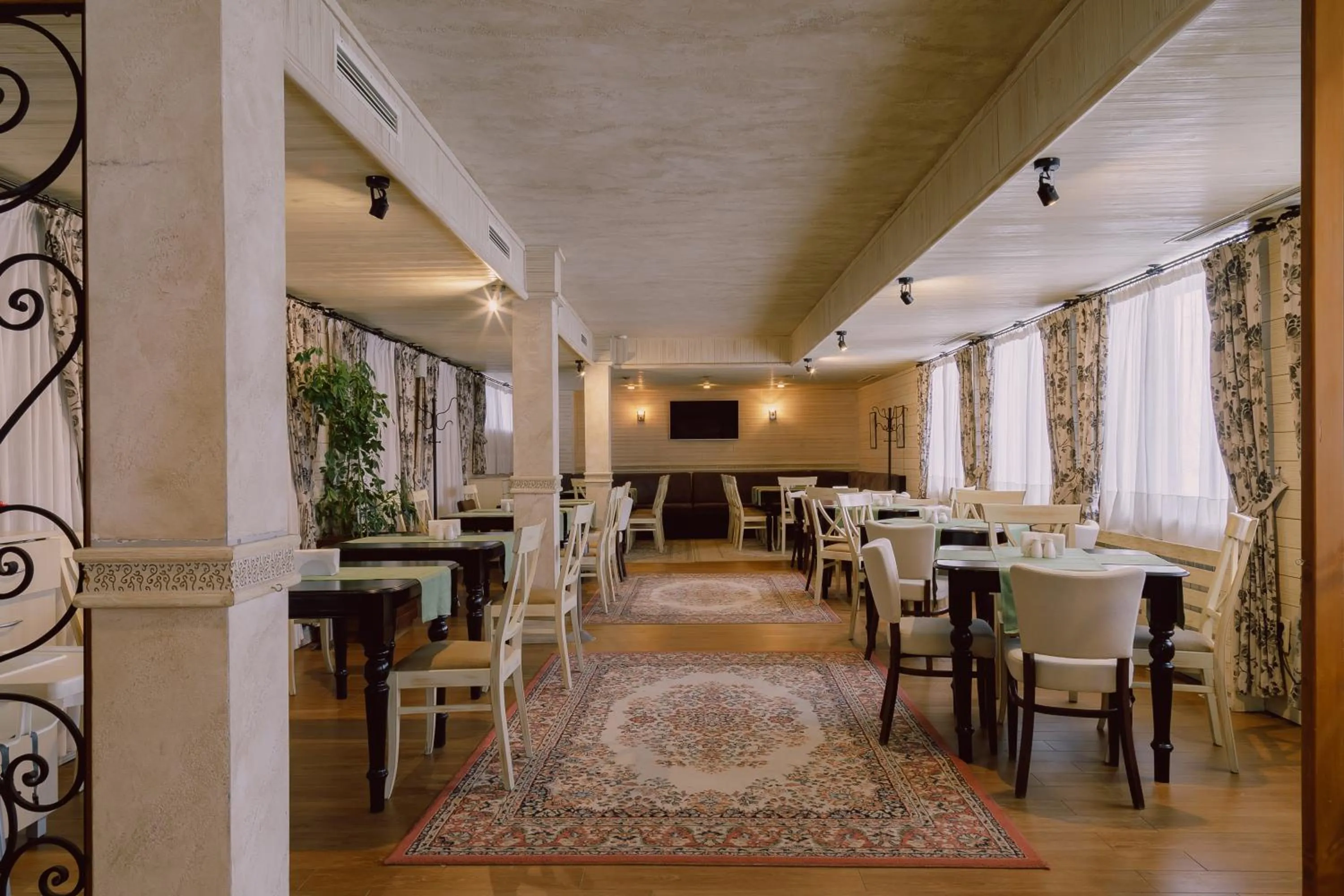 Restaurant/places to eat in Green Life Bansko