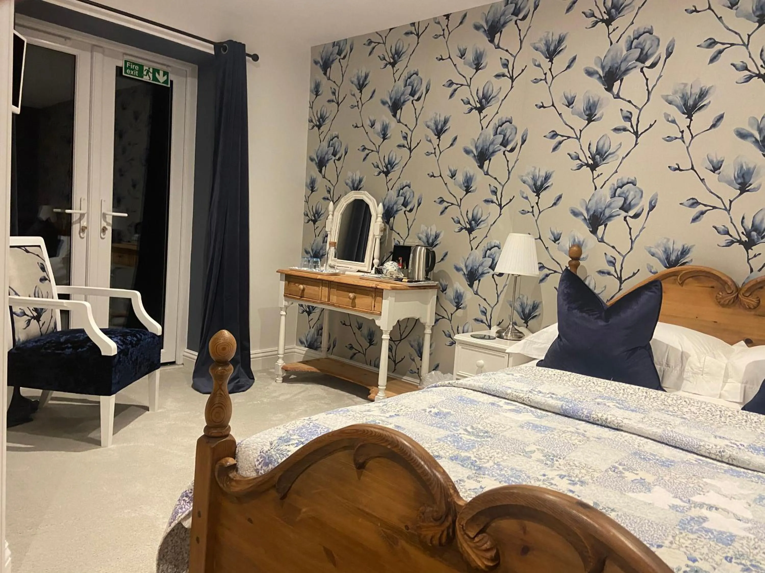 Bedroom, Bed in Abbey Green Farm