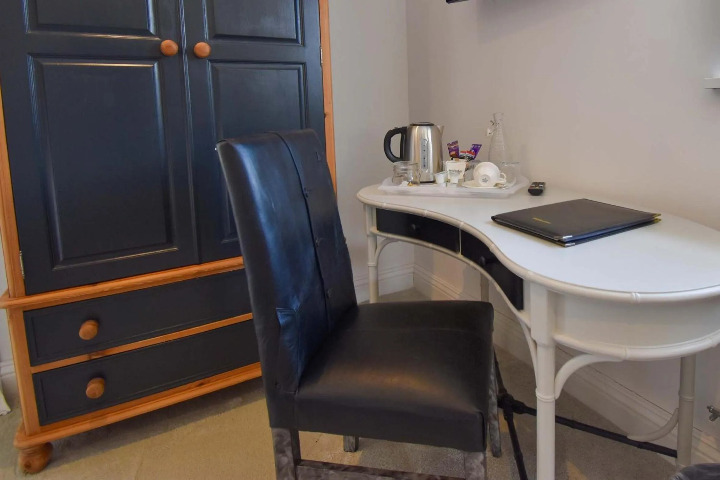 Coffee/tea facilities in Abbey Green Farm