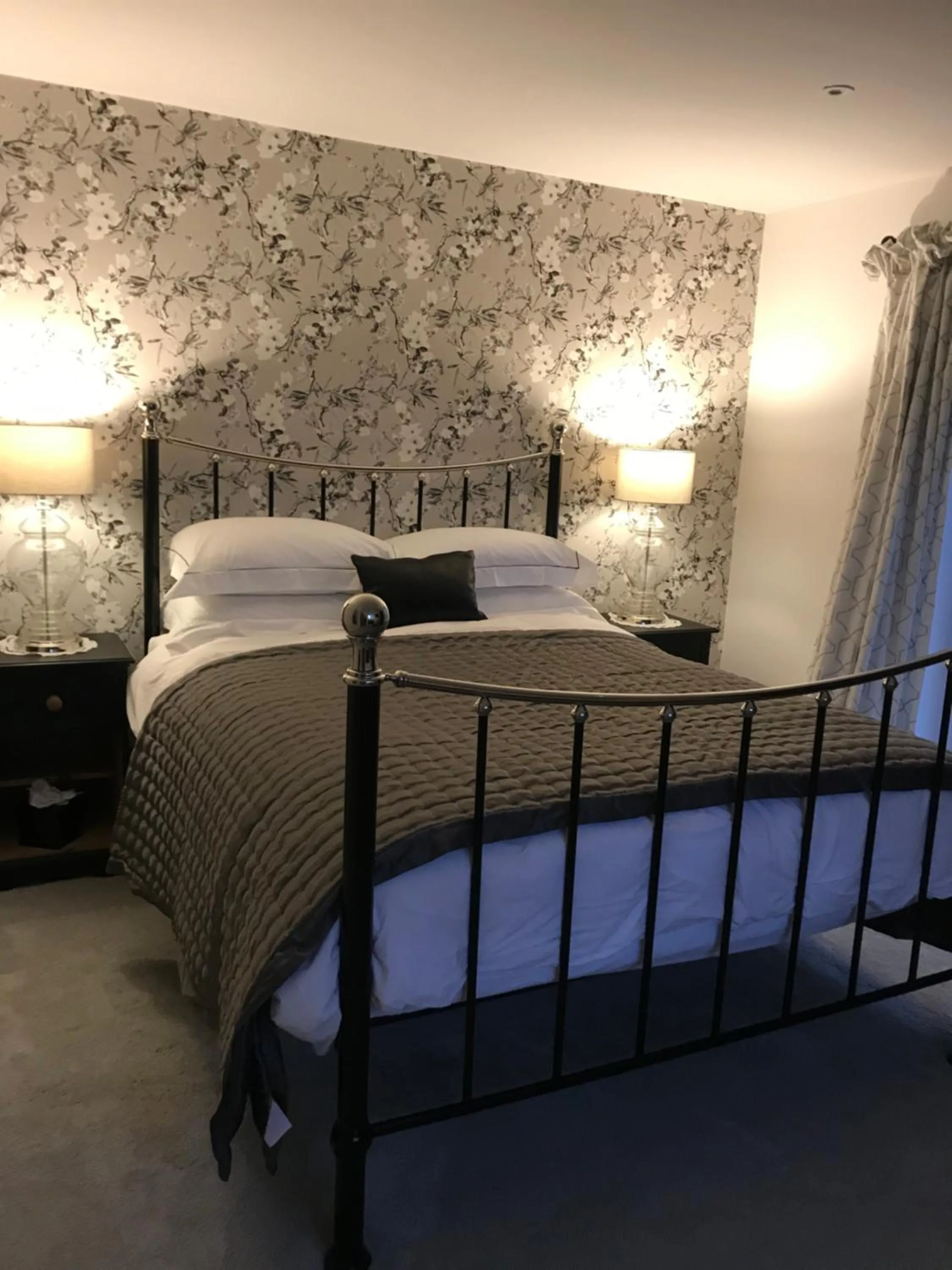 Bed in Abbey Green Farm