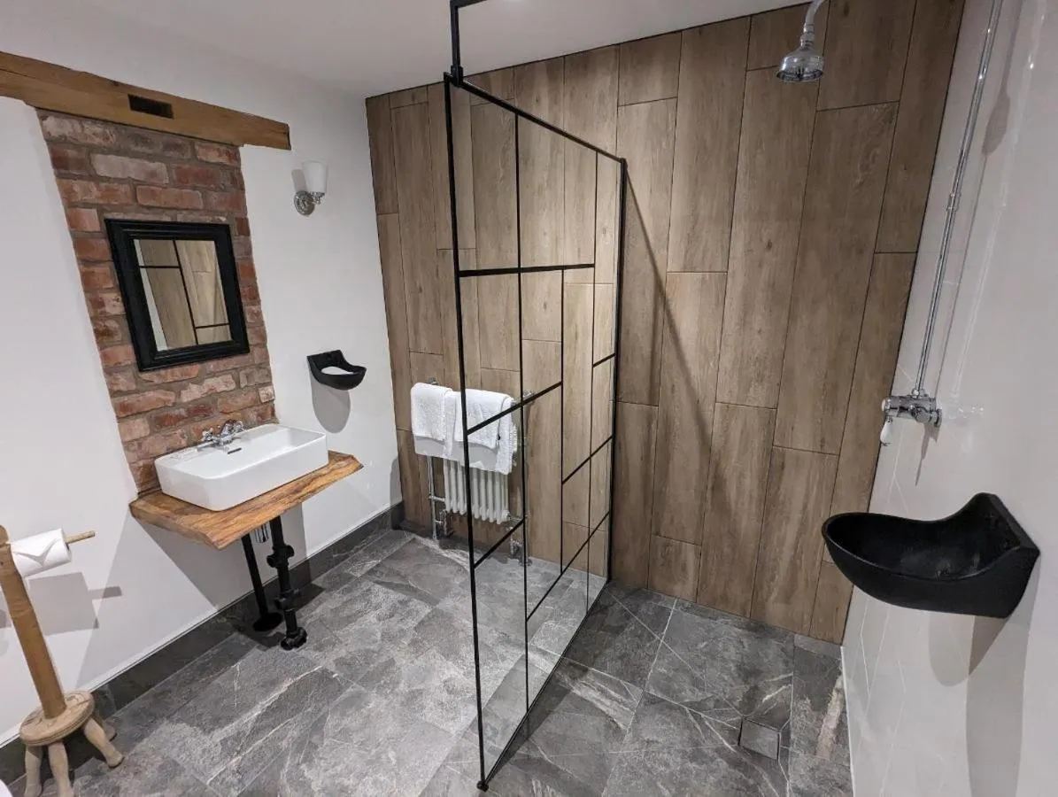 Bathroom in Abbey Green Farm