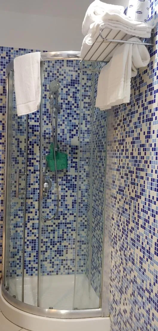 Shower in Sorrento Relais