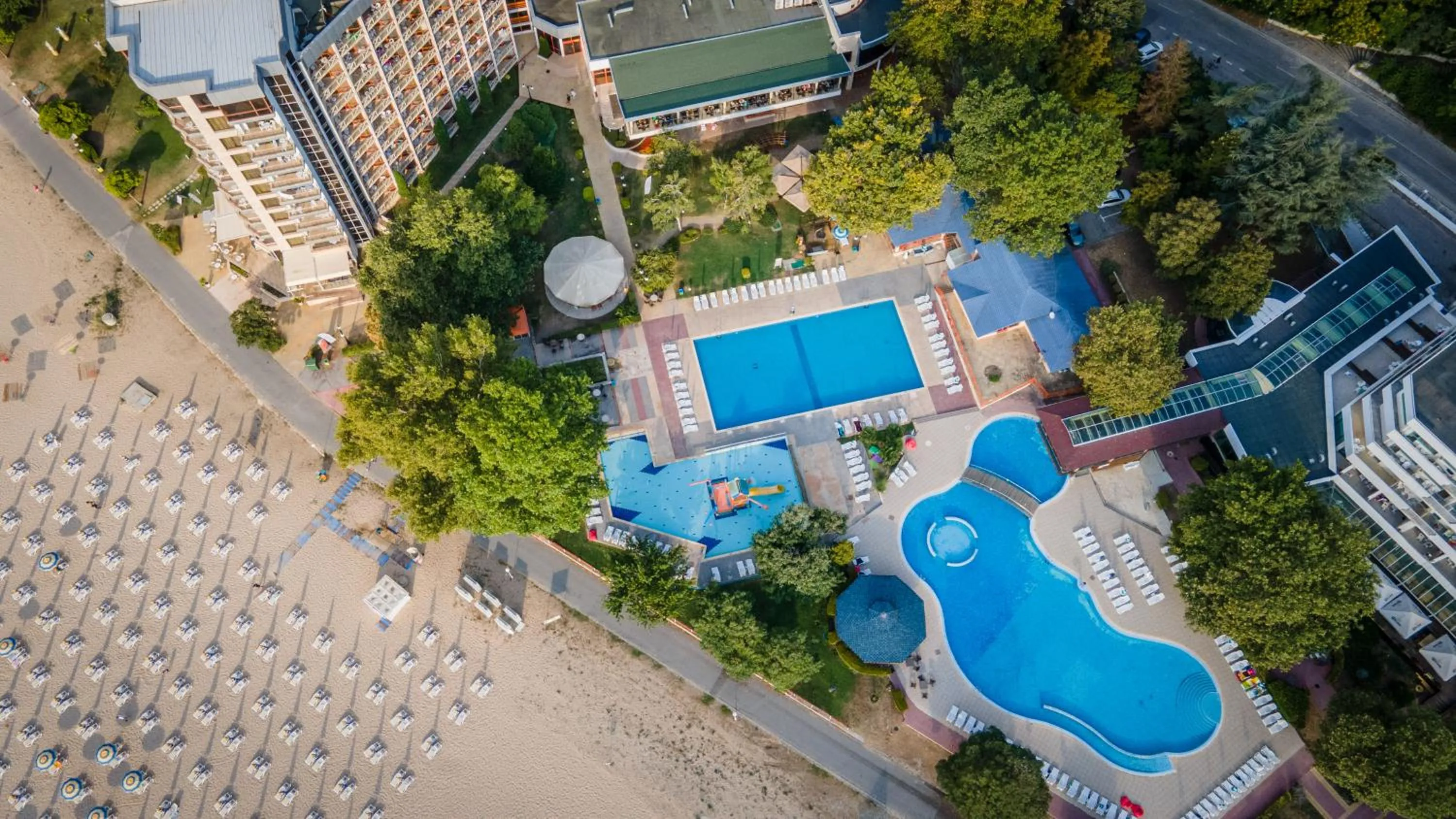Swimming pool in Kaliakra Beach Hotel - Ultra All Inclusive