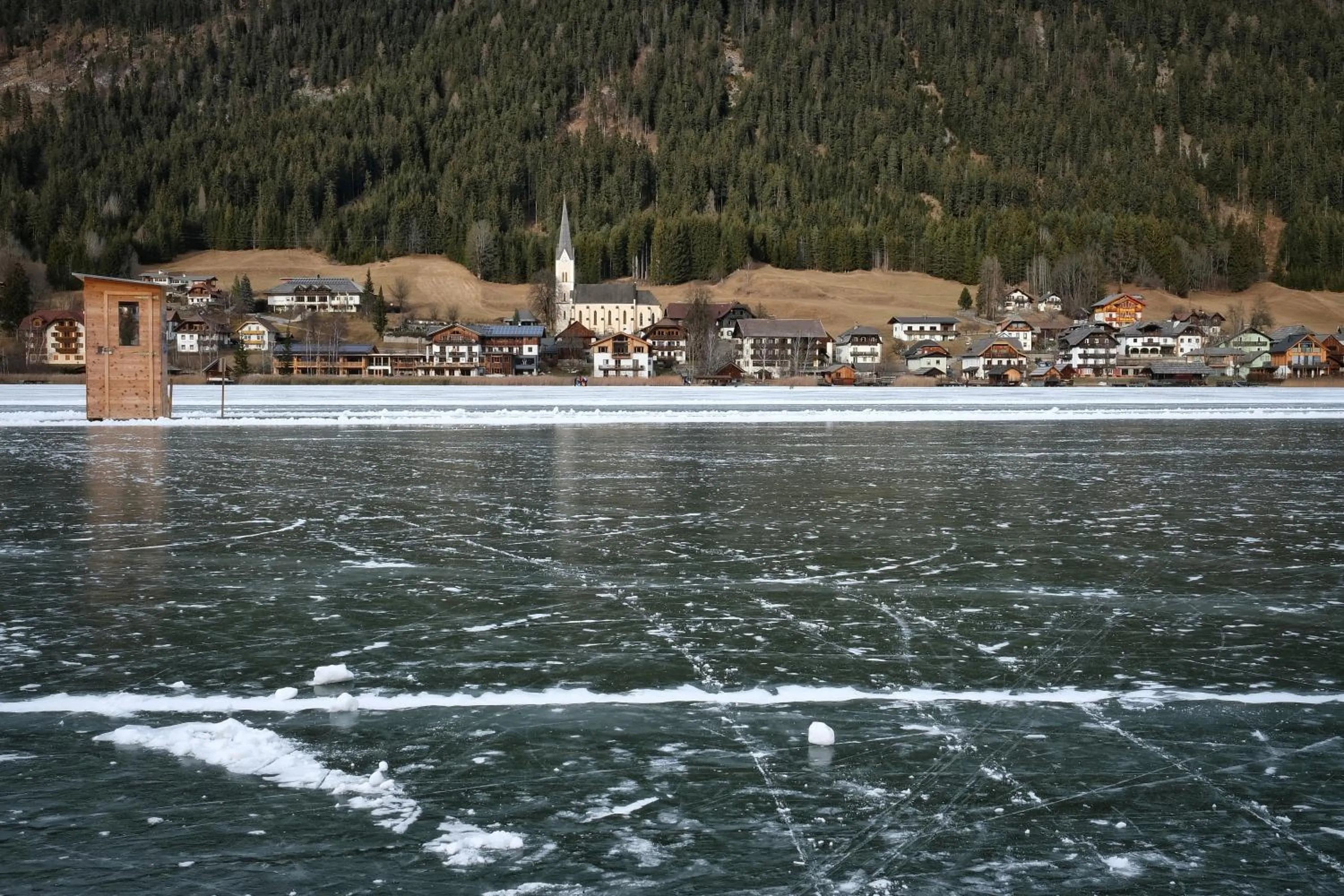 Natural landscape in SeeHotel & SeeApartments Kärntnerhof- direkt am See!