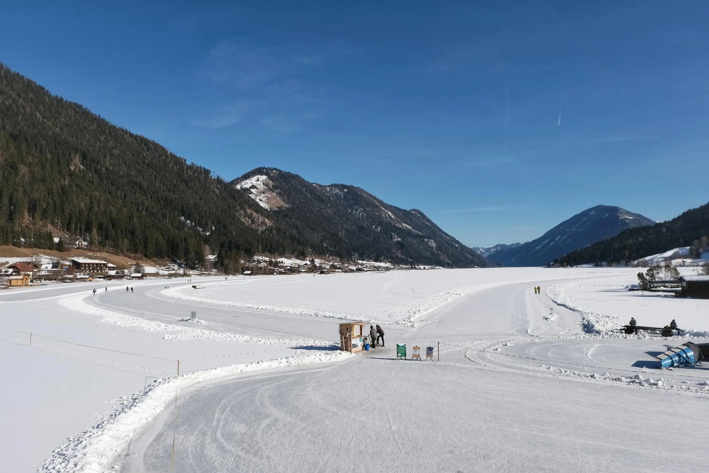 Natural landscape in SeeHotel & SeeApartments Kärntnerhof- direkt am See!
