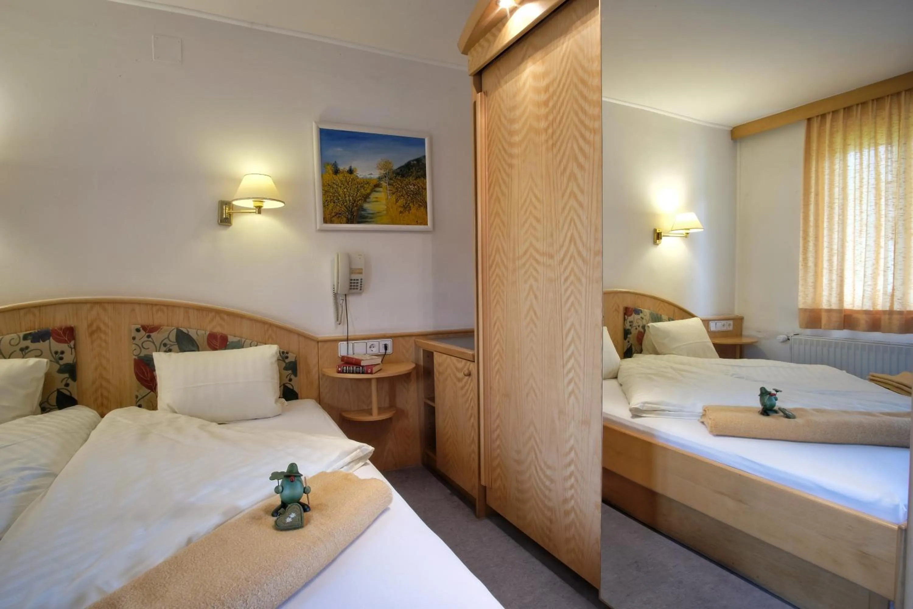 Bedroom, Bed in SeeHotel & SeeApartments Kärntnerhof- direkt am See!