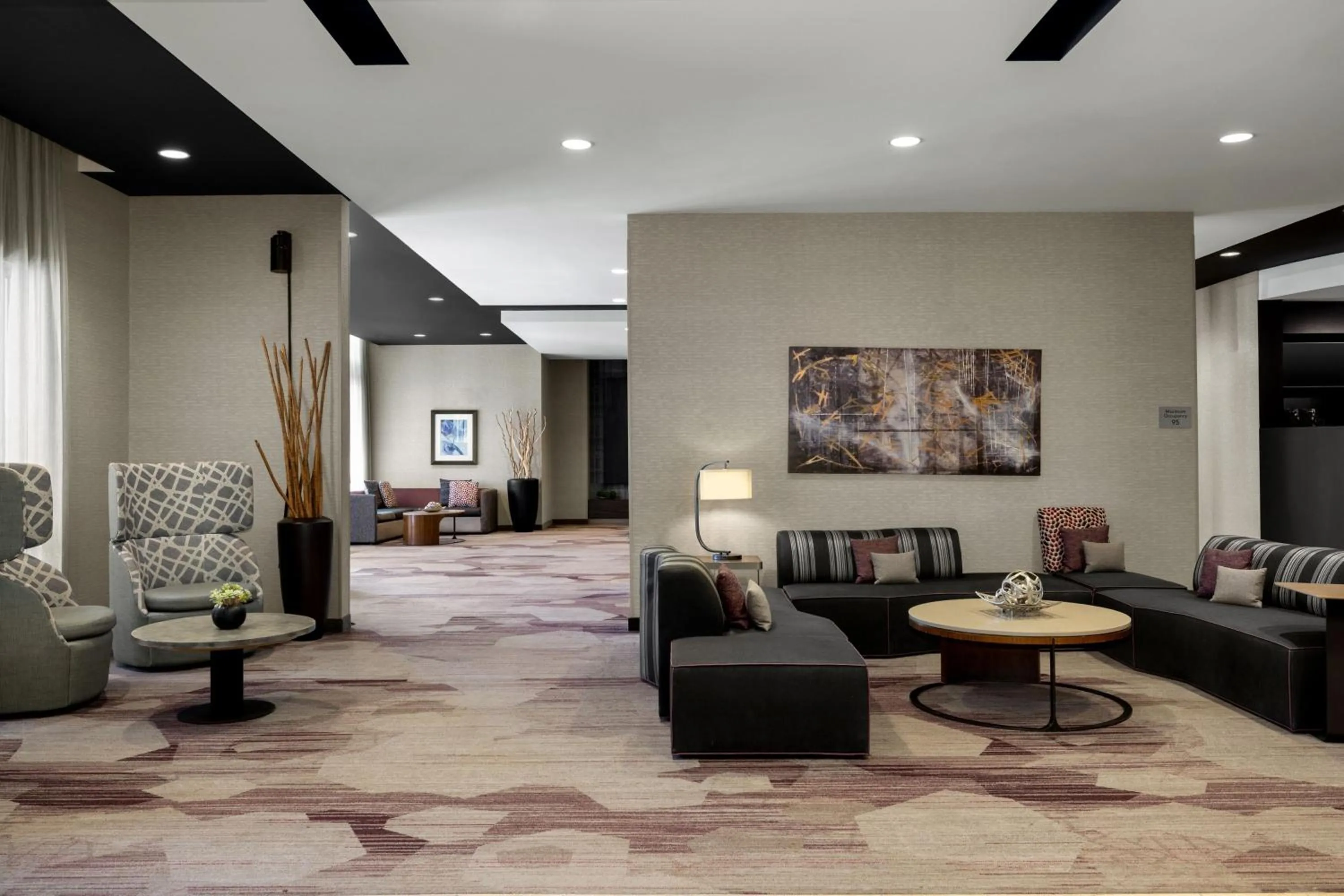 Lobby or reception in Courtyard by Marriott Omaha Bellevue at Beardmore Event Center