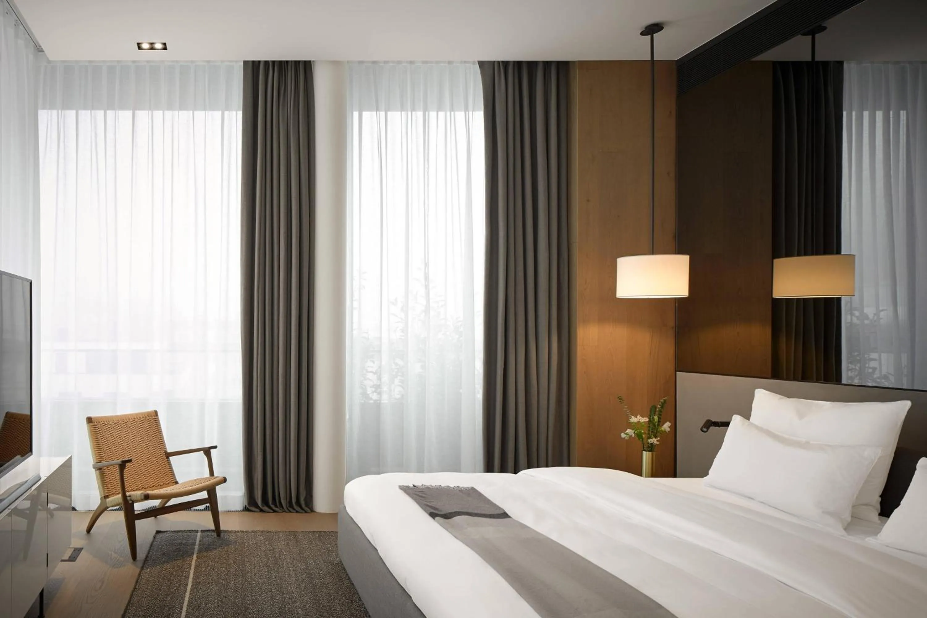 Bedroom, Bed in Roomers Baden-Baden, Autograph Collection