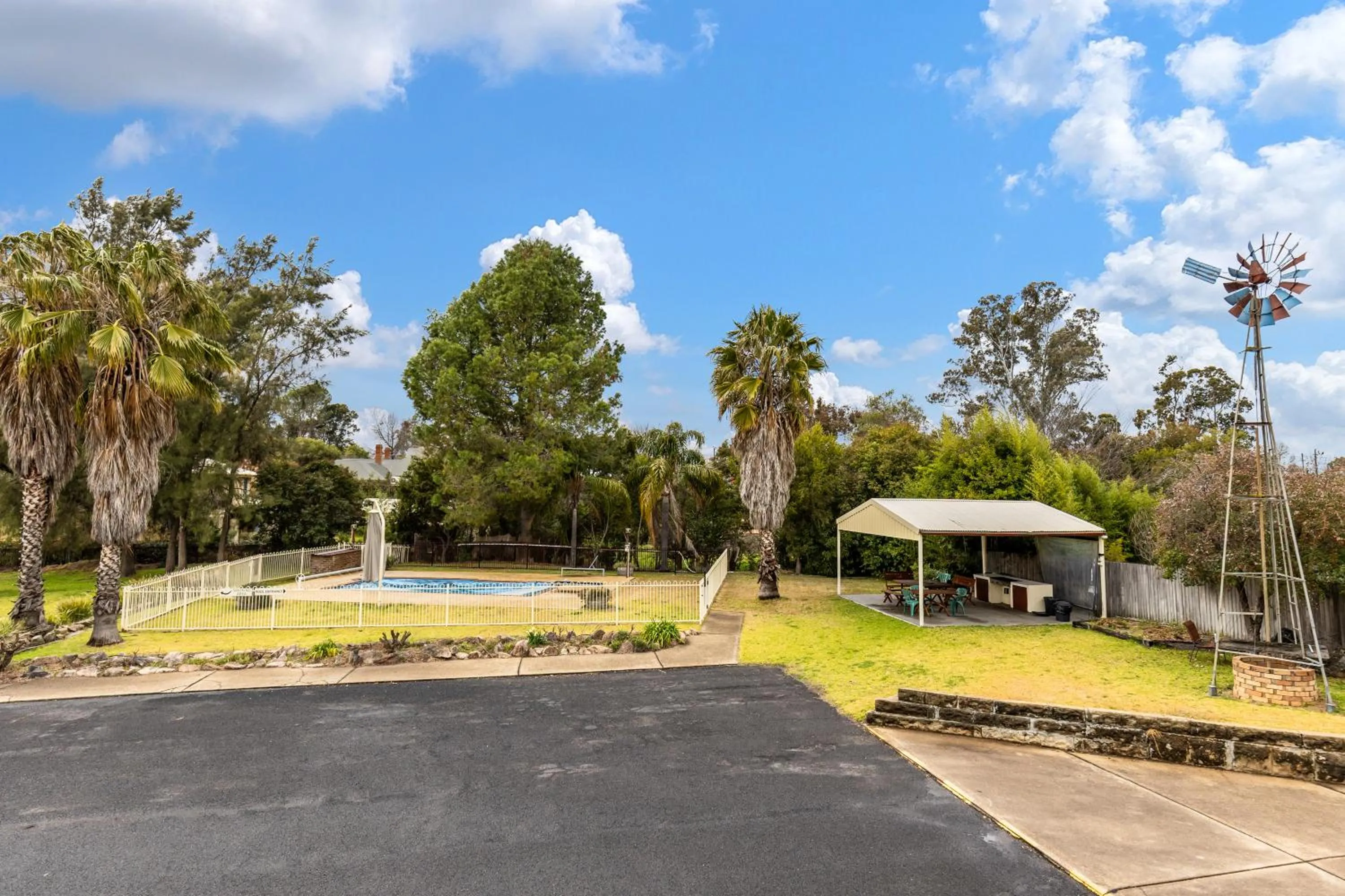 Wanderlight Motor Inn