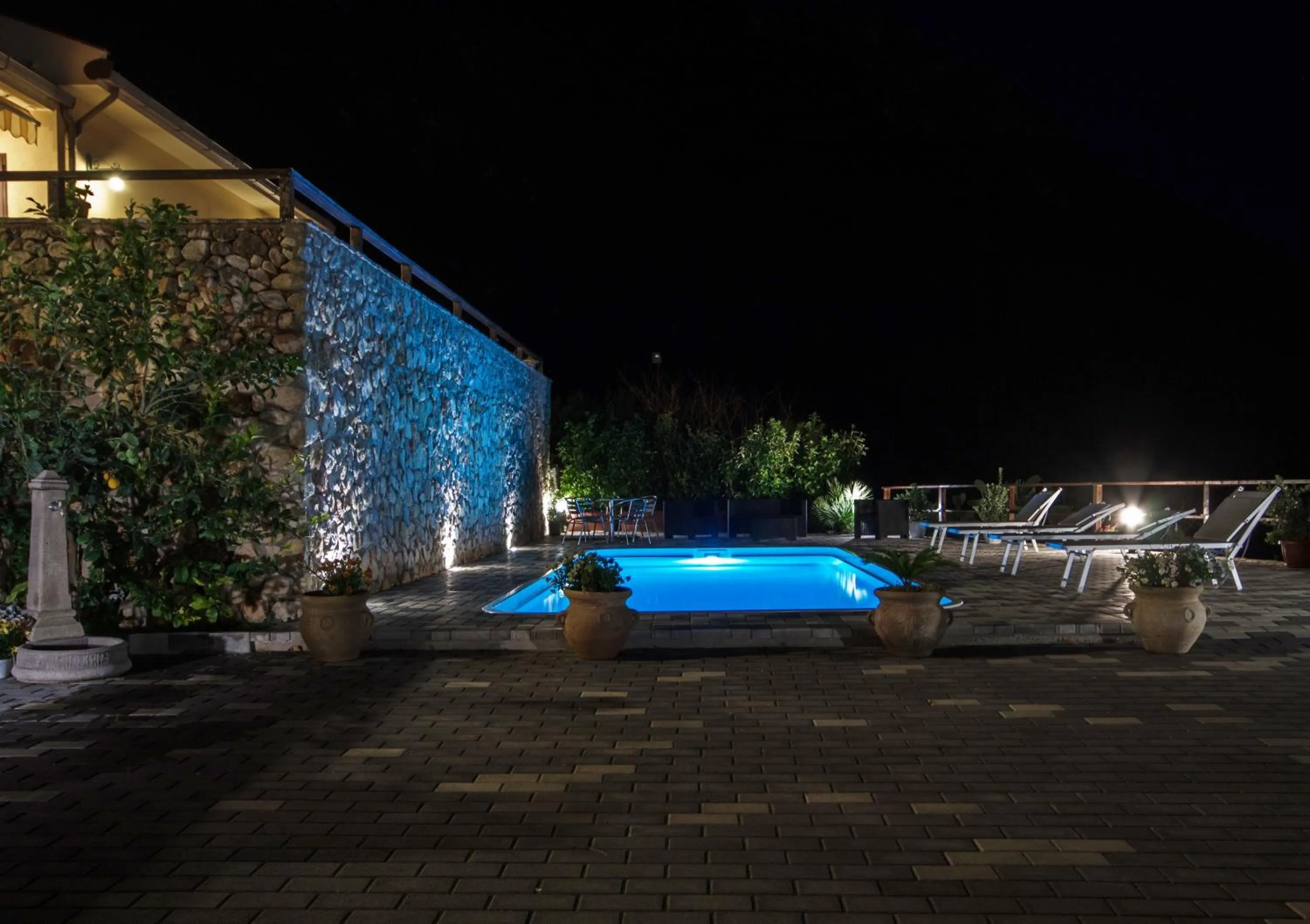 Swimming pool in Estuario rooms