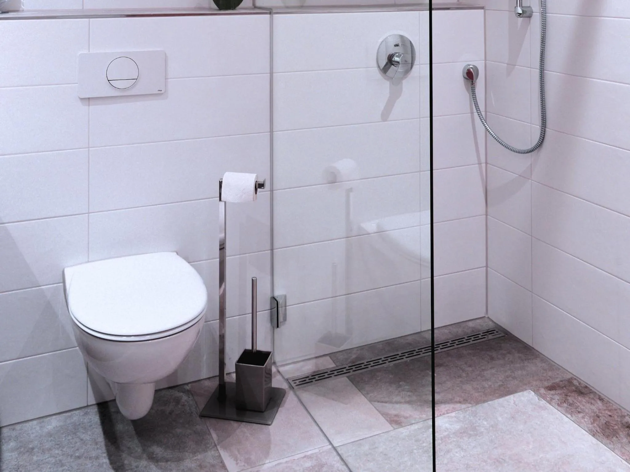 Shower in Am Paradies