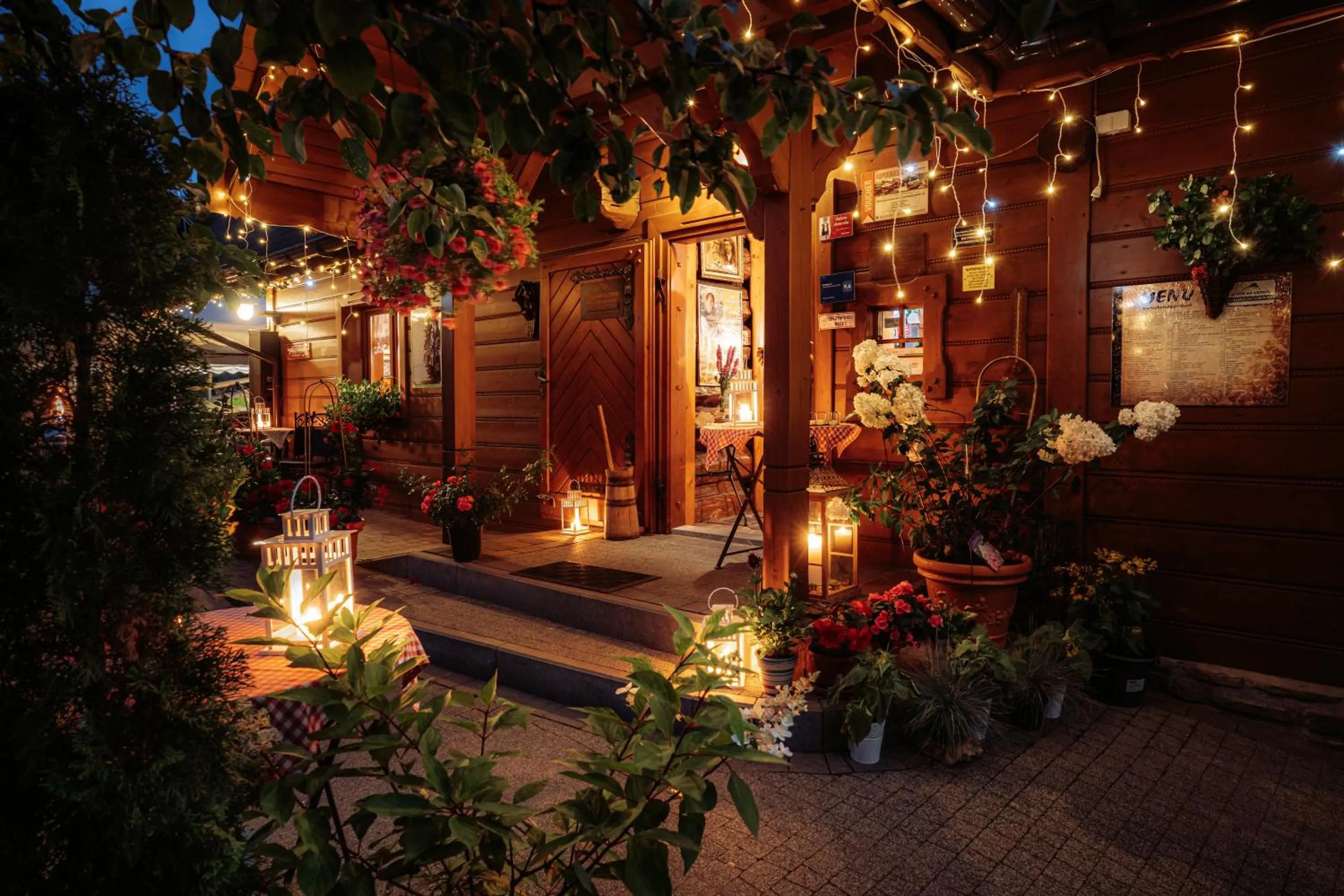 Facade/entrance in Chata na Groniu