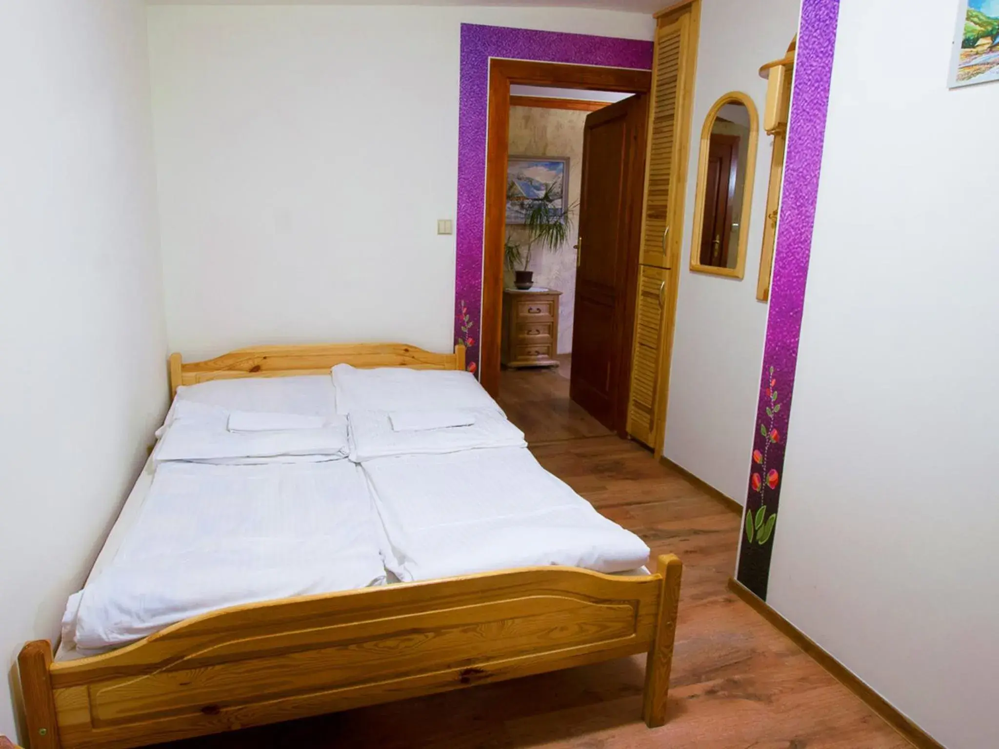 Triple Room with Balcony - single occupancy in Chata na Groniu Triple Room with Balcony - single occupancy in Chata na Groniu