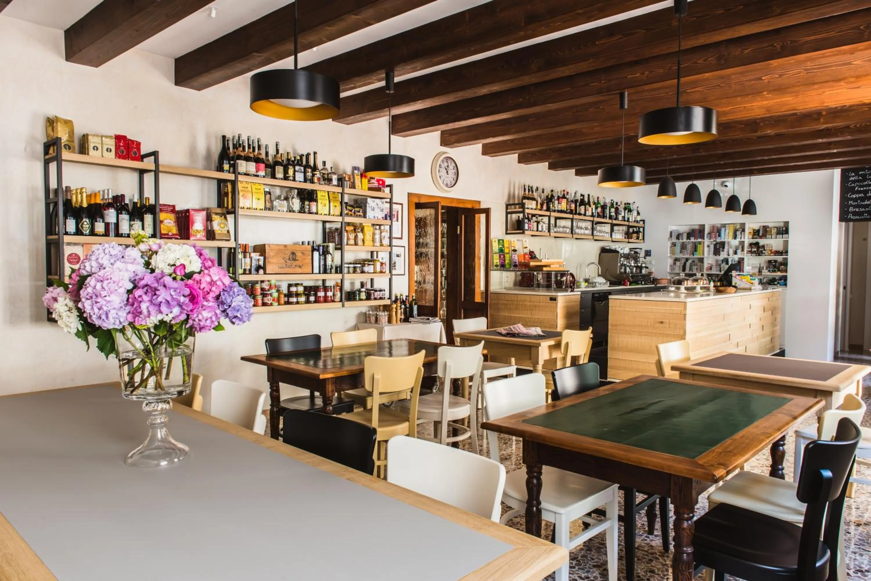 Lounge or bar in Locanda Solagna