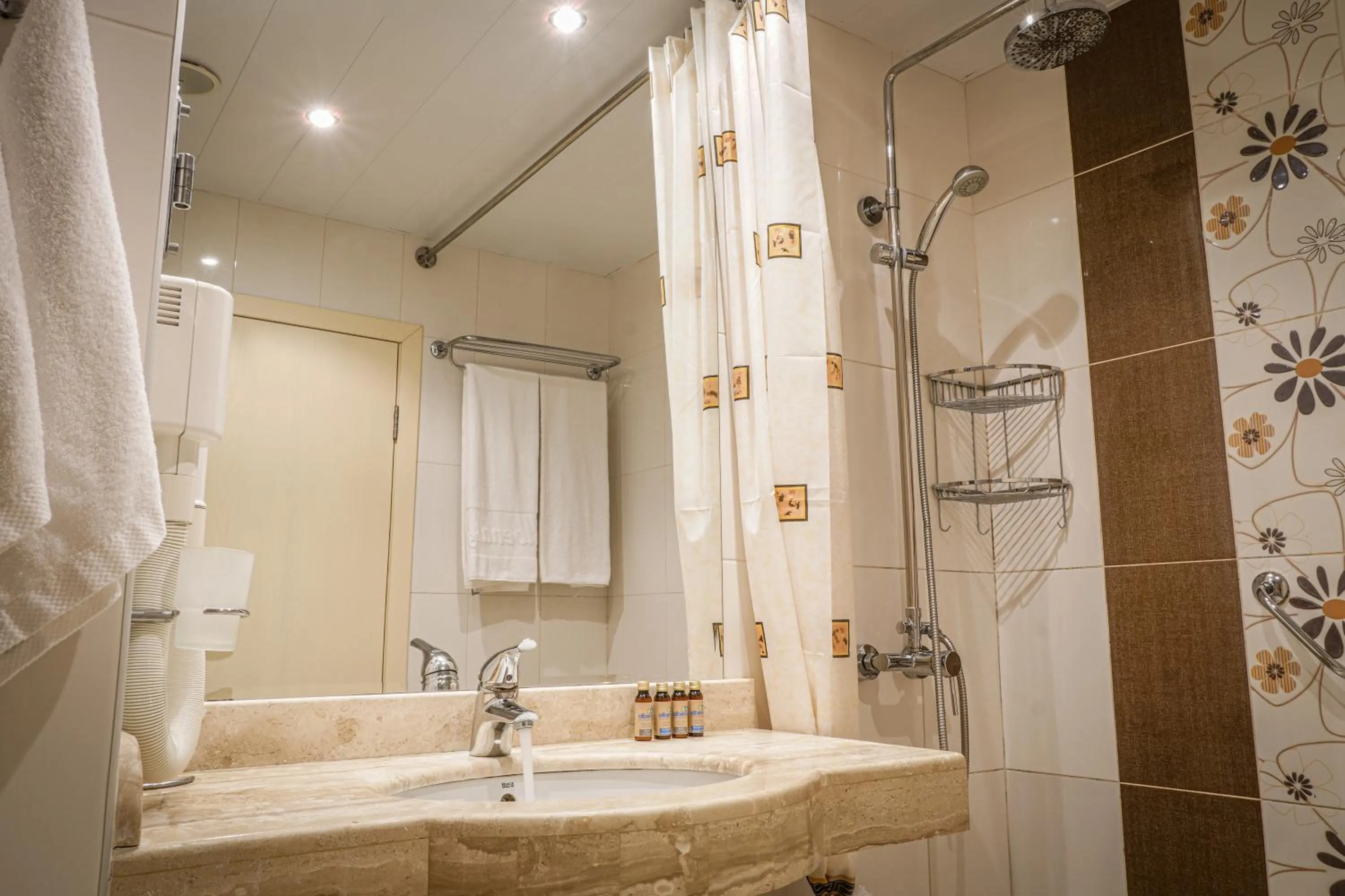 Bathroom in Hotel Sandy Beach