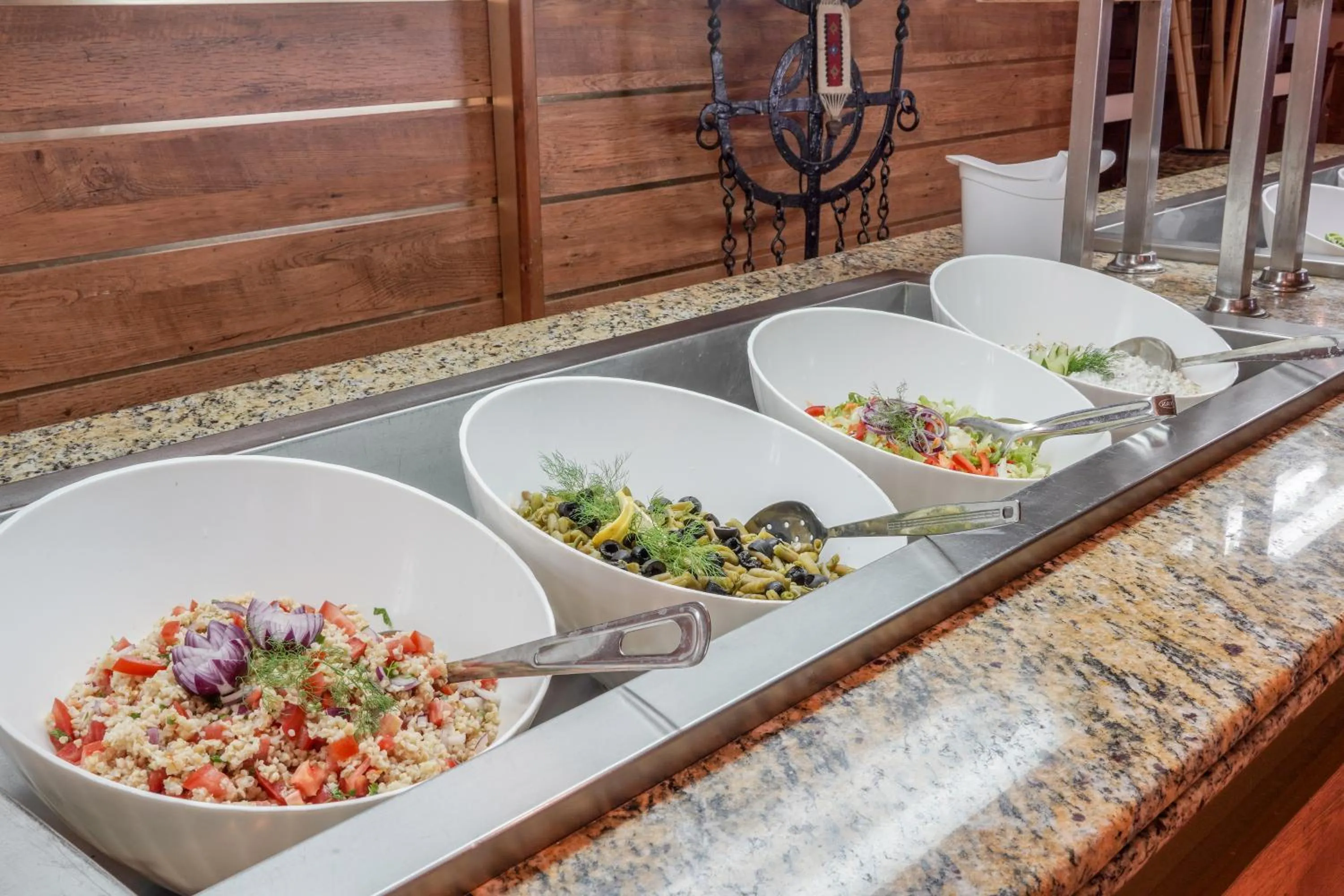 Restaurant/places to eat in Hotel Sandy Beach