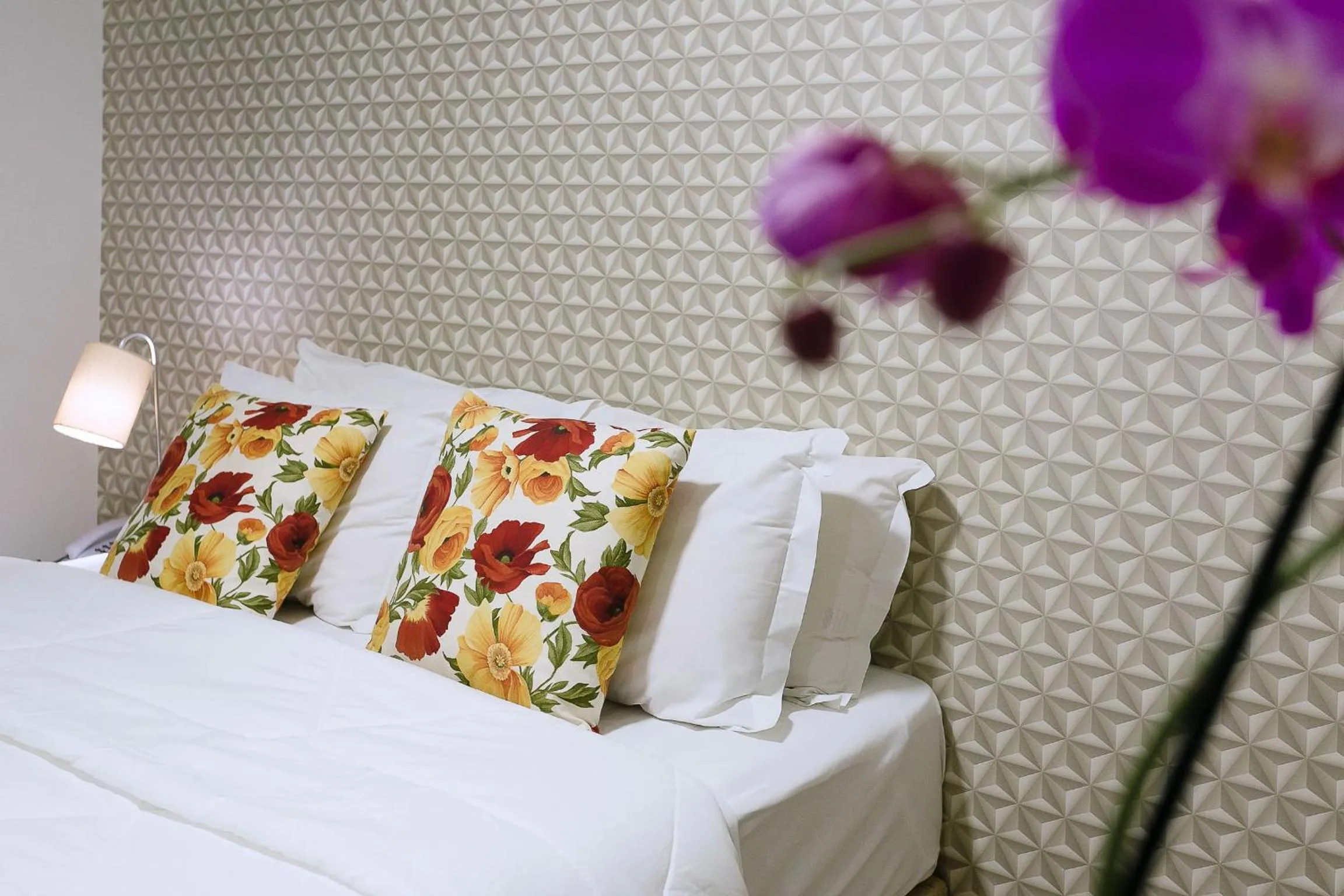 Bed in Bauru Office Hotel