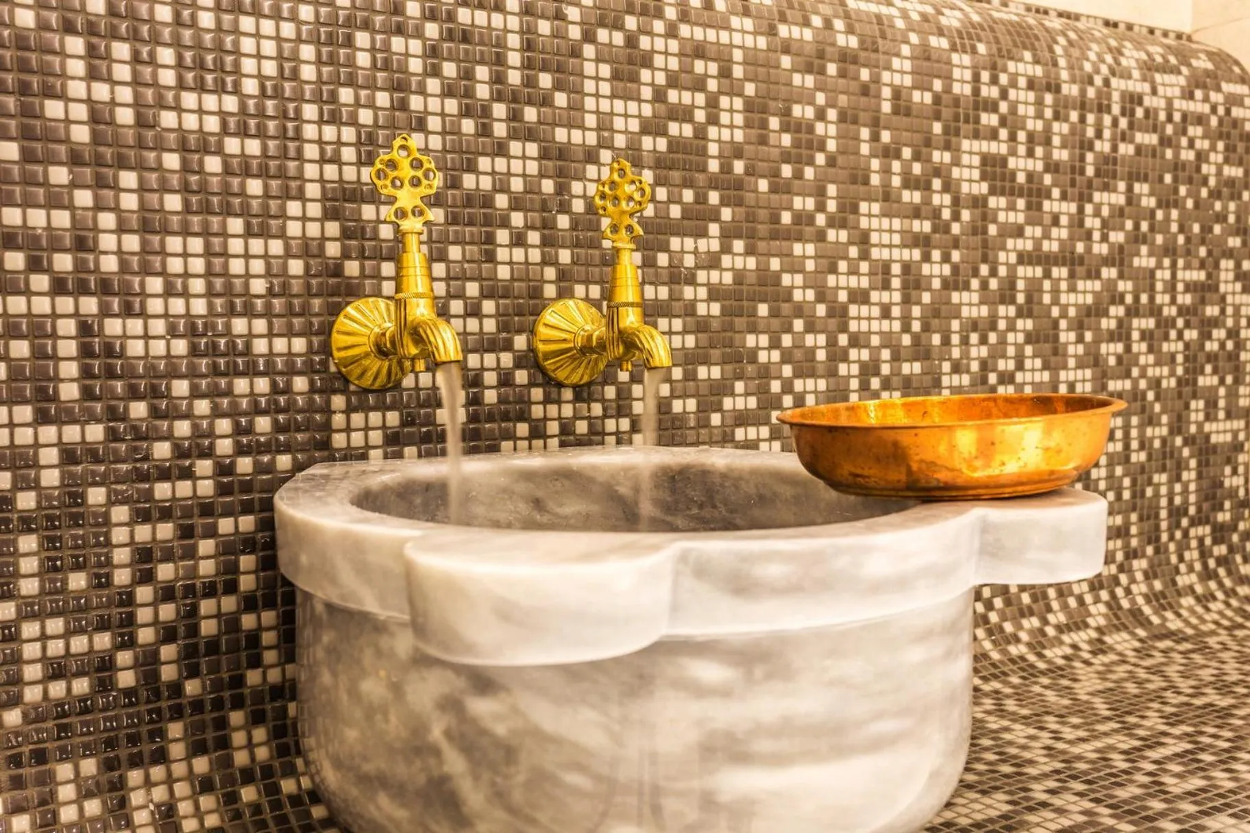 Spa and wellness centre/facilities in Hotel Orlovetz