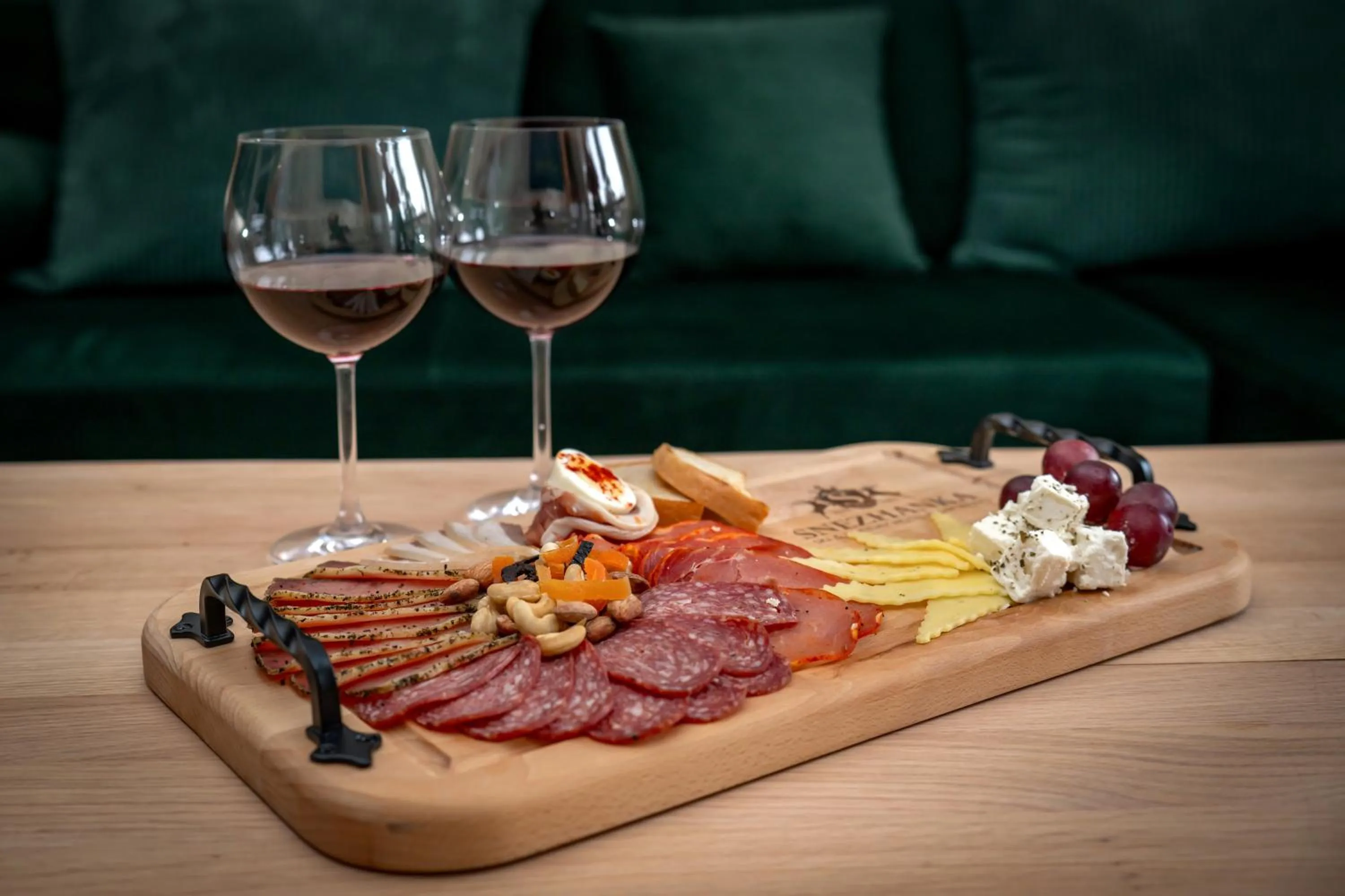 Snezhanka Hotel Pamporovo - Half Board & Swimming pool