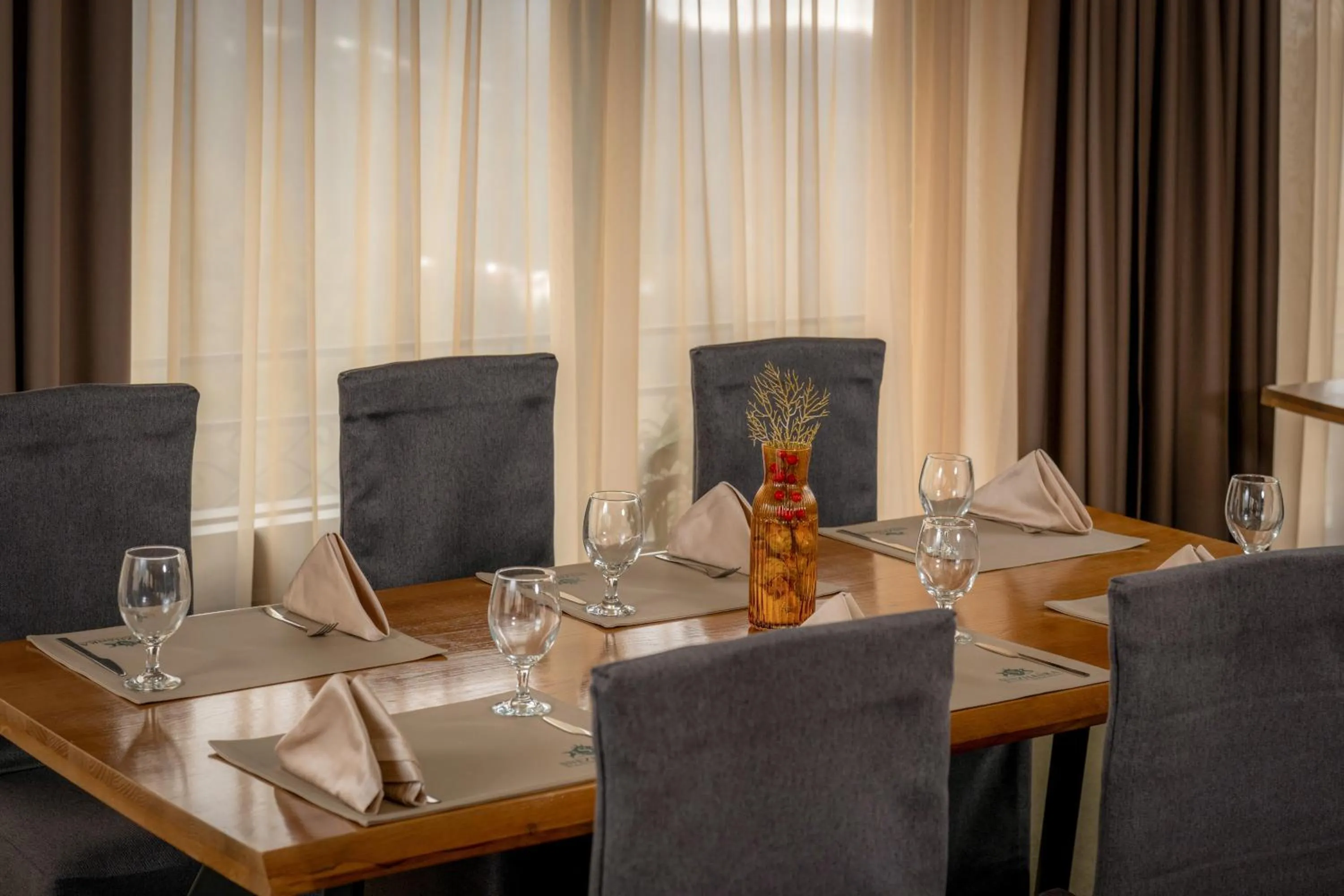 Snezhanka Hotel Pamporovo - Half Board & Swimming pool