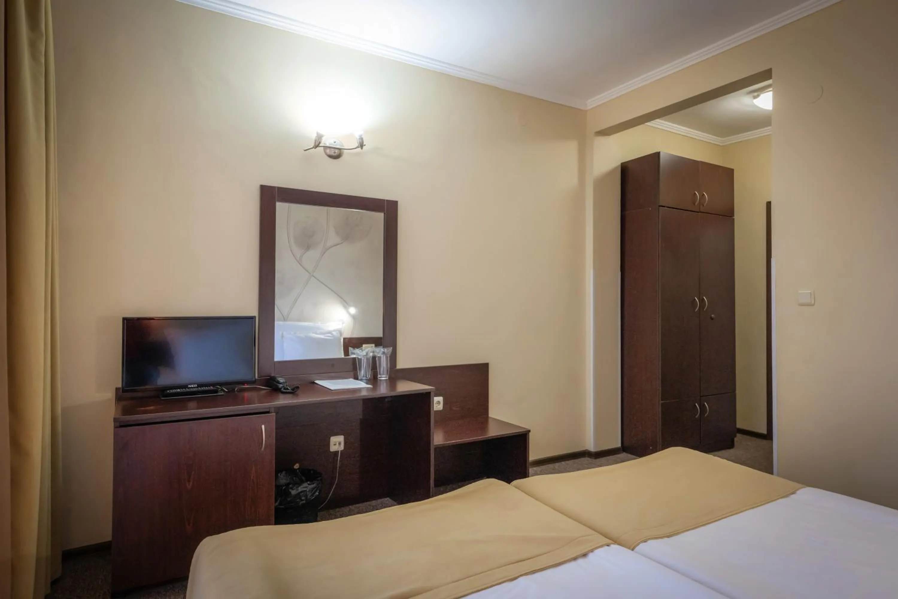 Bed in Snezhanka Hotel Pamporovo - Half Board & Swimming pool