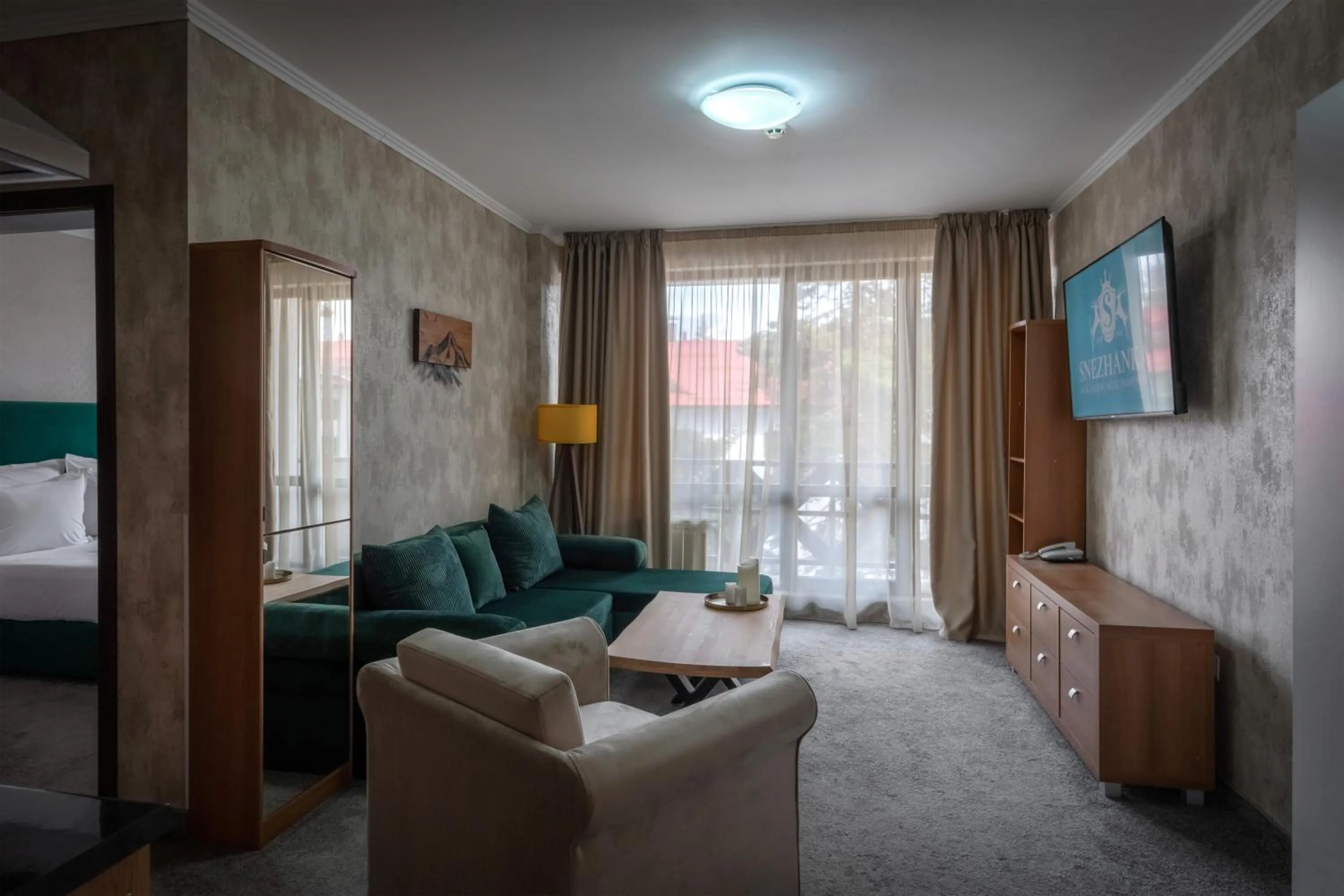 Bed in Snezhanka Hotel Pamporovo - Half Board & Swimming pool