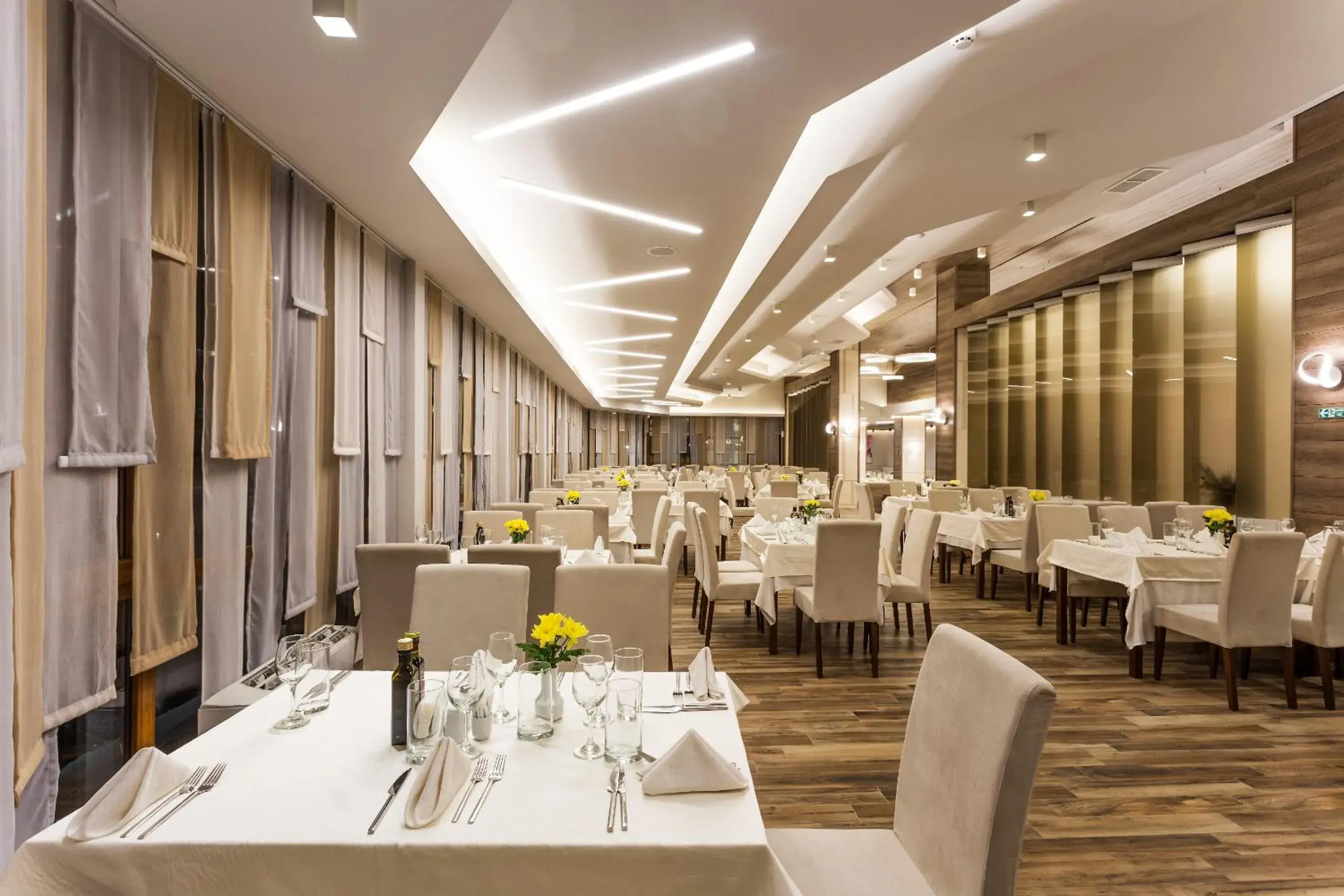 Restaurant/places to eat in Perelik Hotel Restaurant/places to eat in Perelik Hotel