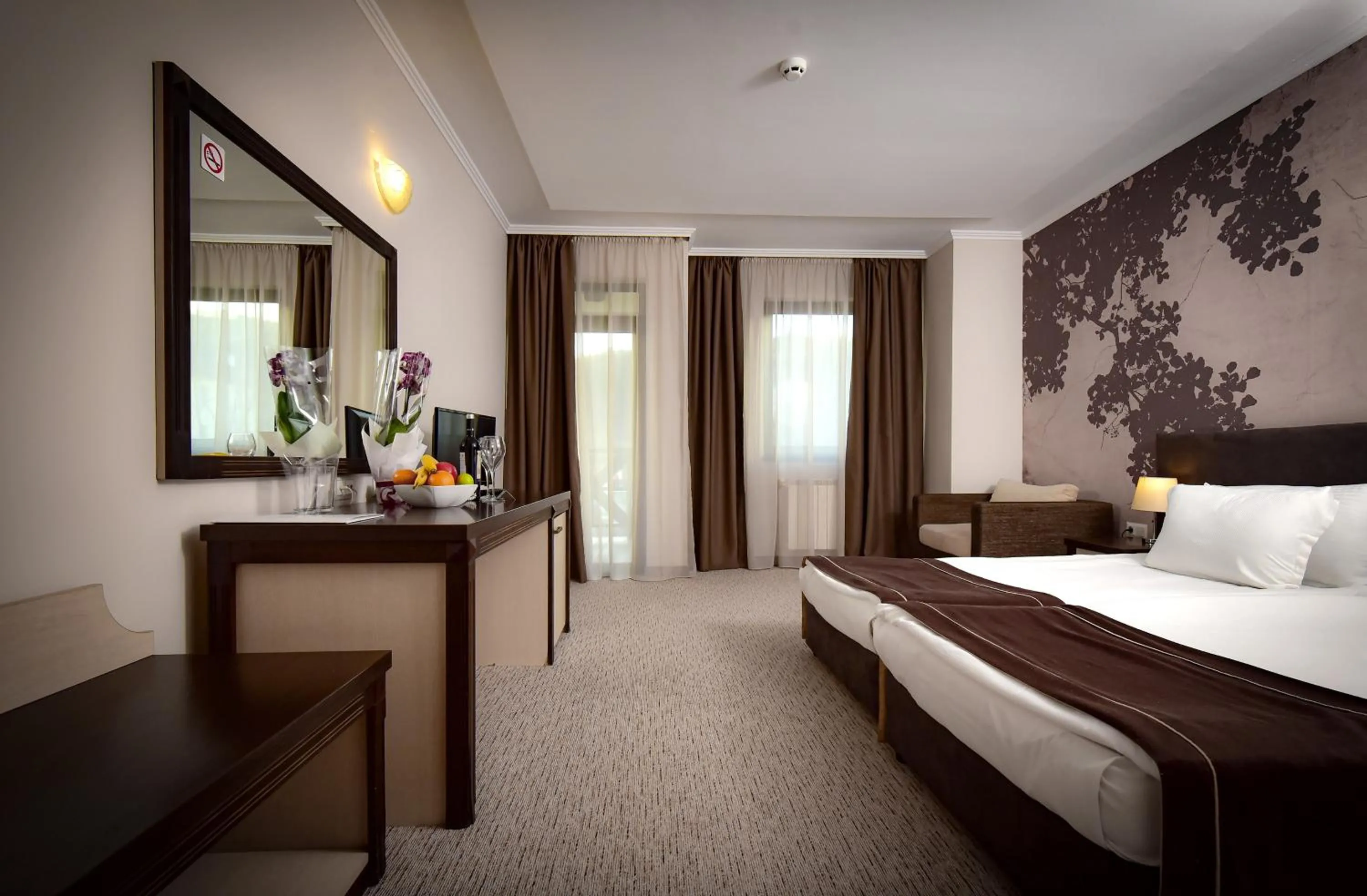 Bed in Rhodopi Home Hotel Chepelare- Half Board & Wellness