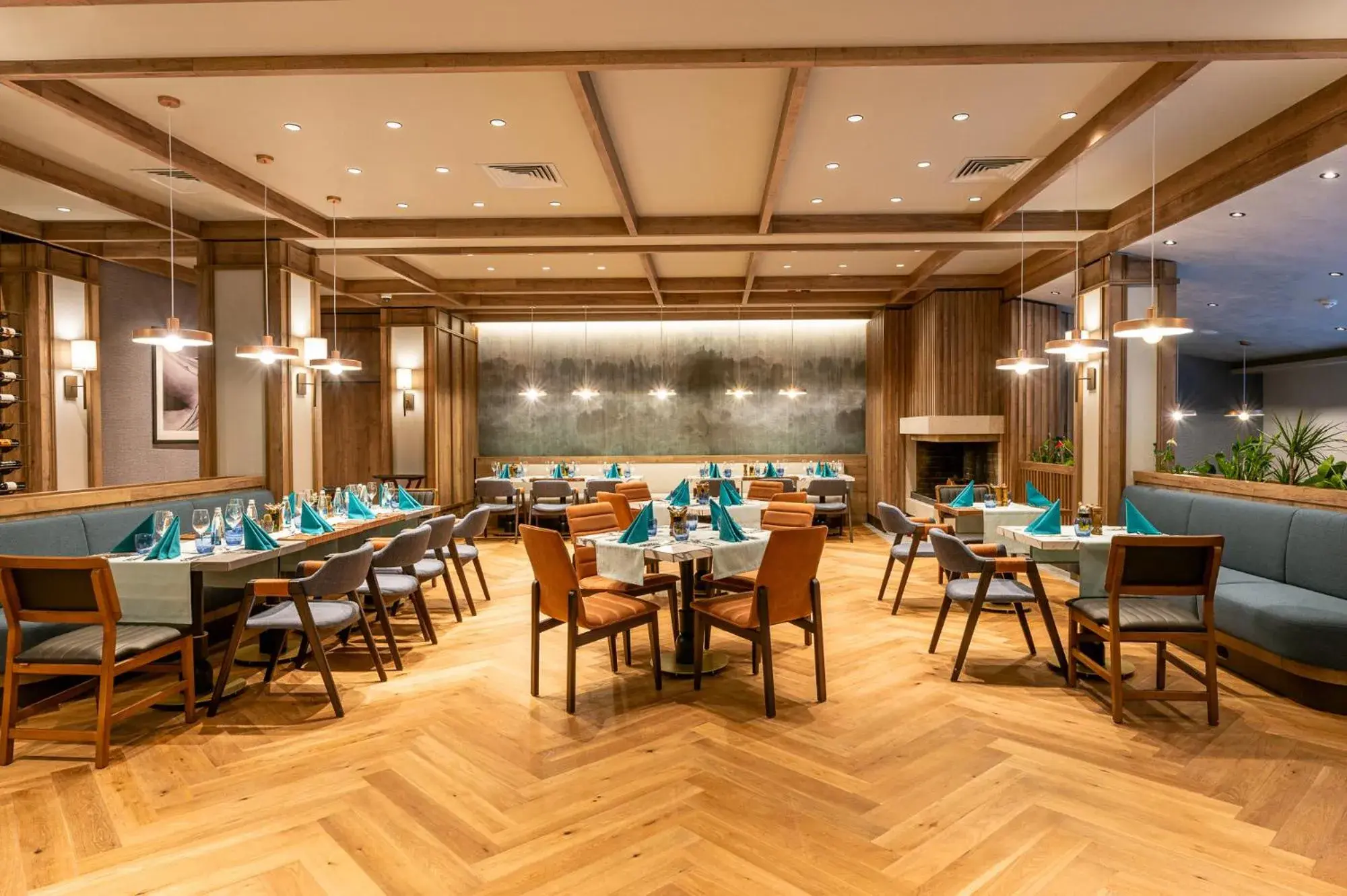 Restaurant/places to eat in Four Points by Sheraton Bansko Restaurant/places to eat in Four Points by Sheraton Bansko