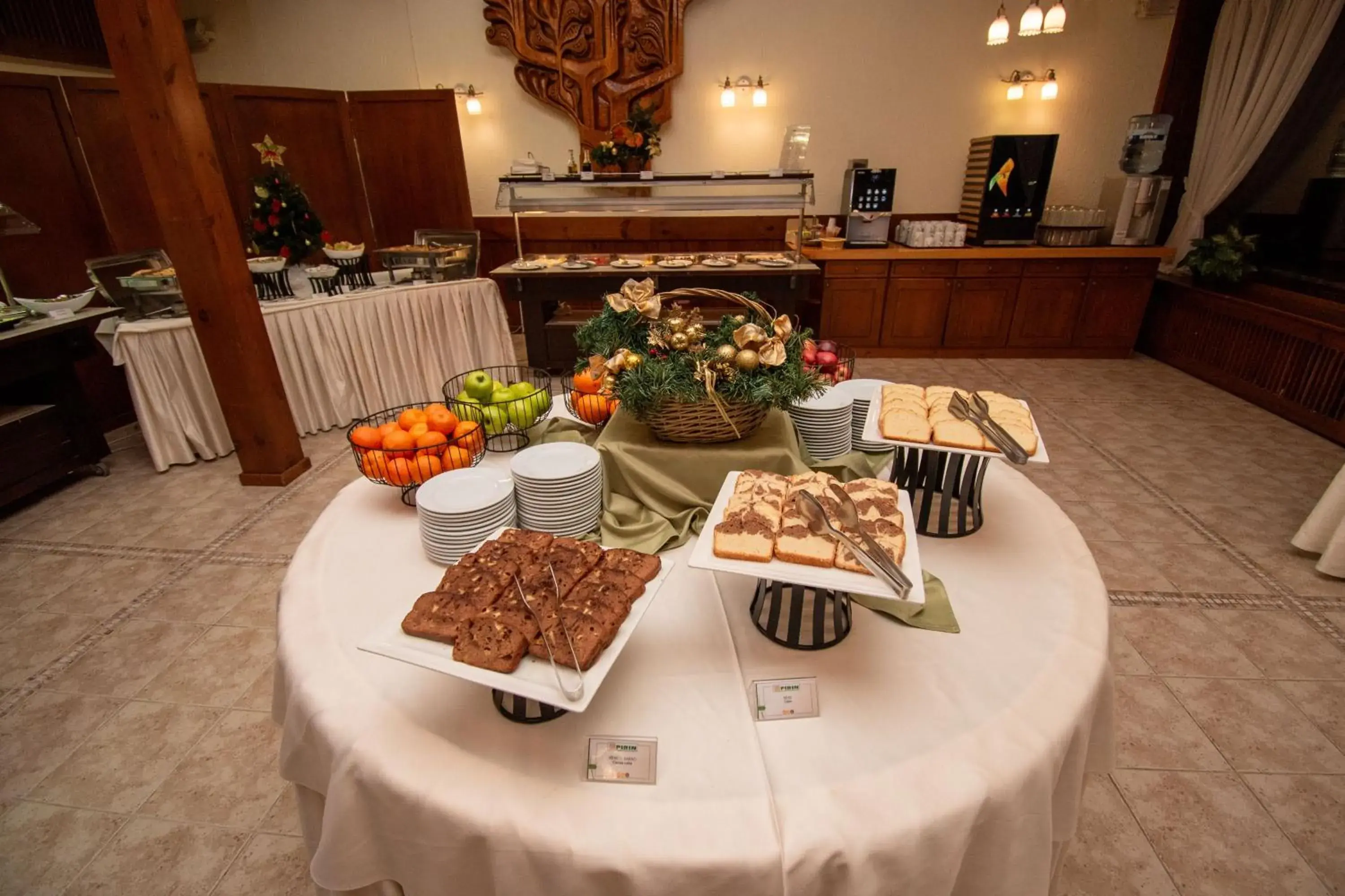 Restaurant/places to eat in Hotel Pirin Restaurant/places to eat in Hotel Pirin