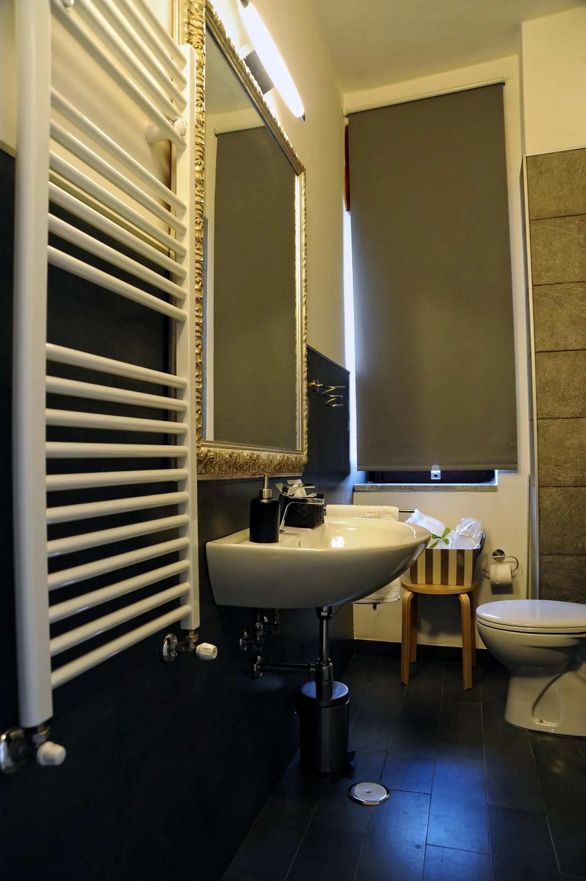 Bathroom in Casa Castagna